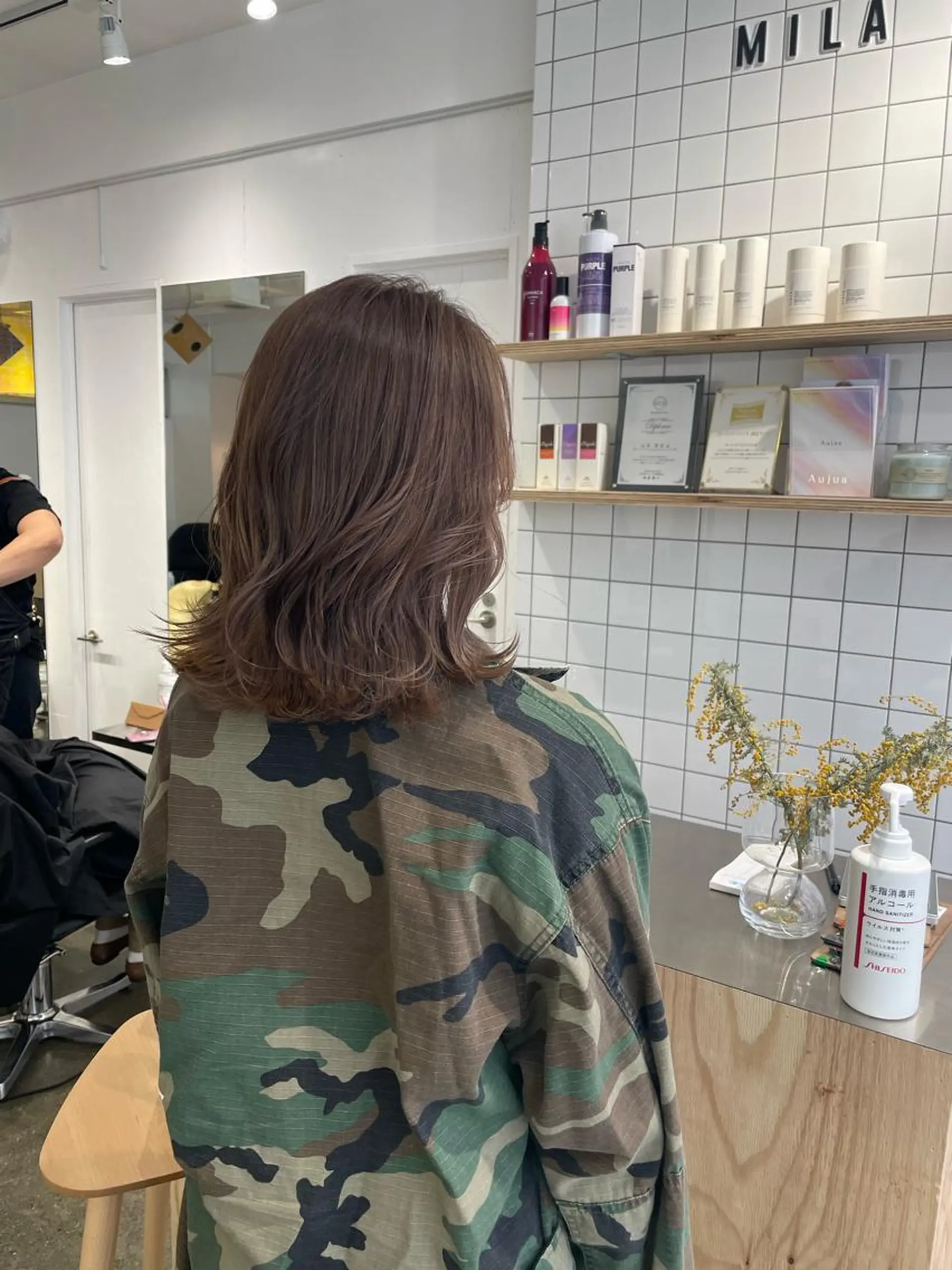 ミディアム カラー ベージュカラー ブリーチ ピンクカラー ピンクベージュ ヘアカラー トリートメント 🪞♡韓国風スタイル MISATO🪞♡のヘアスタイル