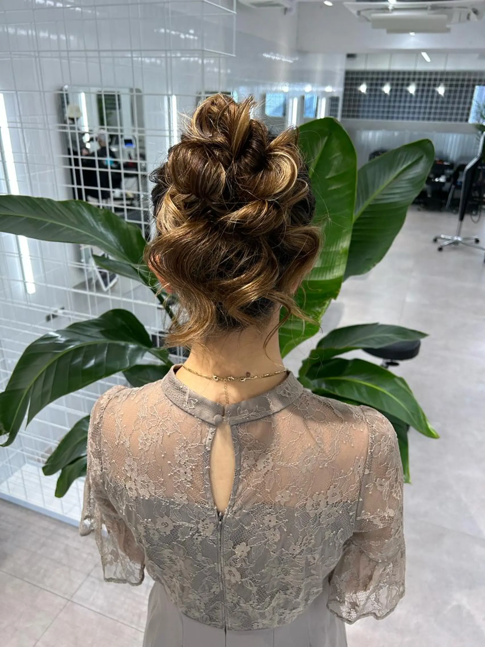 ロング カラー ヘアアレンジ 卒業式ヘアセット🎀 ヘアアレンジのヘアスタイル