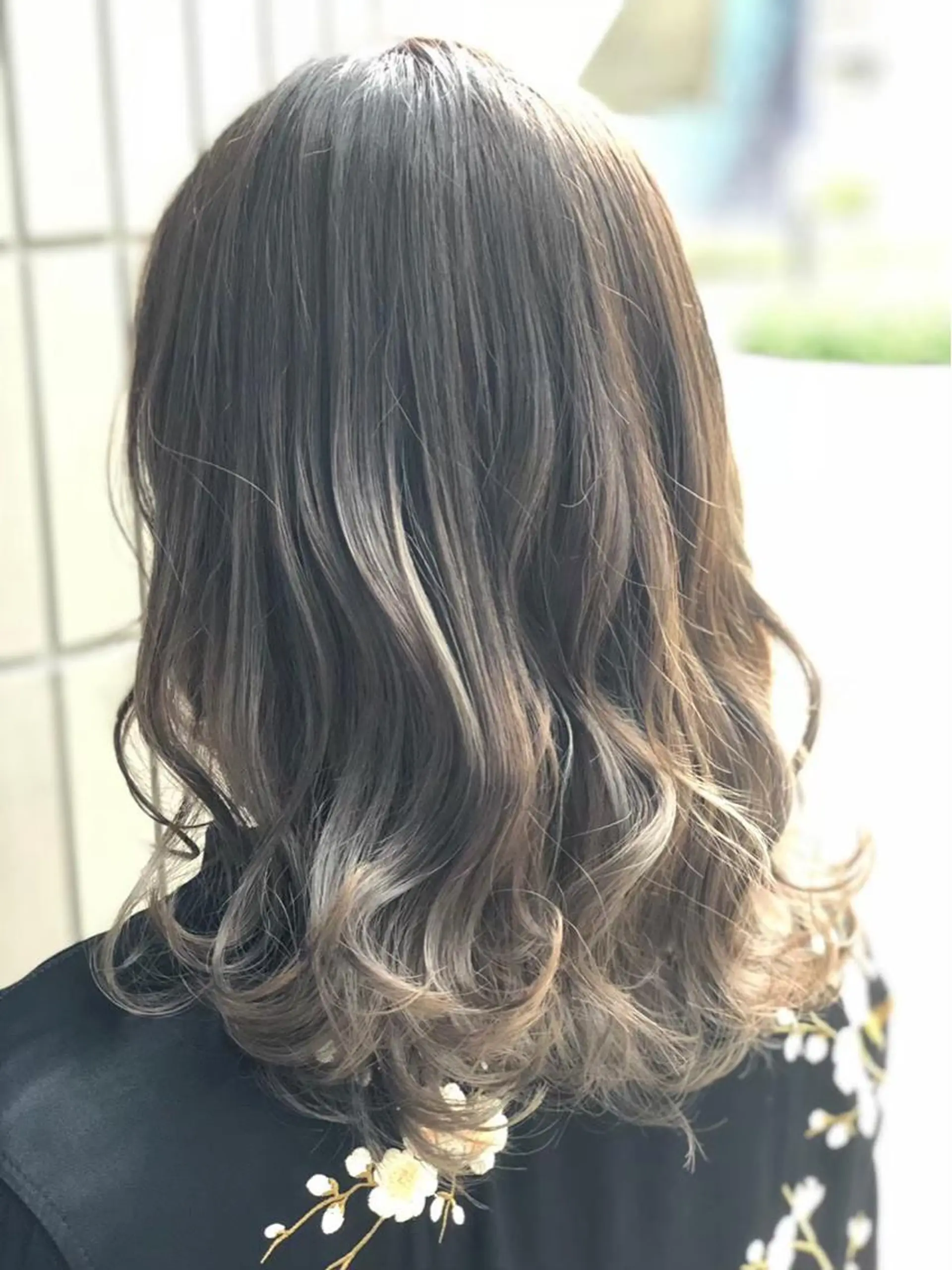 セミロング カラー アッシュ ベージュカラー カット ヘアカラー トリートメント ❣️モードケイズ塚口 和田一将のヘアスタイル