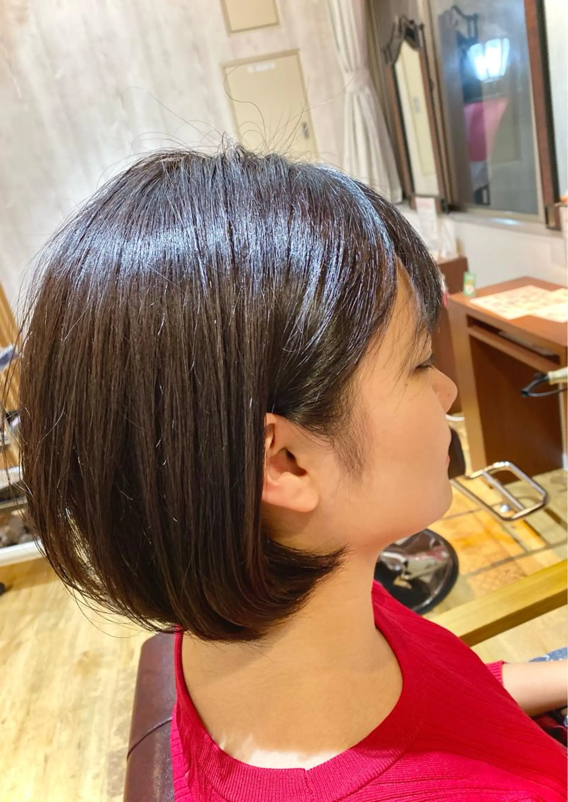 ショート カラー イルミナカラー ボブ カット ヘアカラー トリートメント Kazu .Kのヘアスタイル