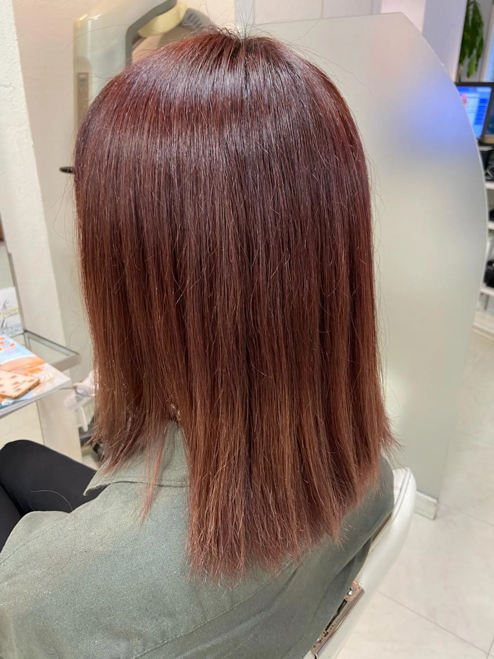 ミディアム カラー ブリーチ ブラウンカラー ピンクカラー ピンクブラウン ヘアカラー トリートメント 菊地 美憂のヘアスタイル