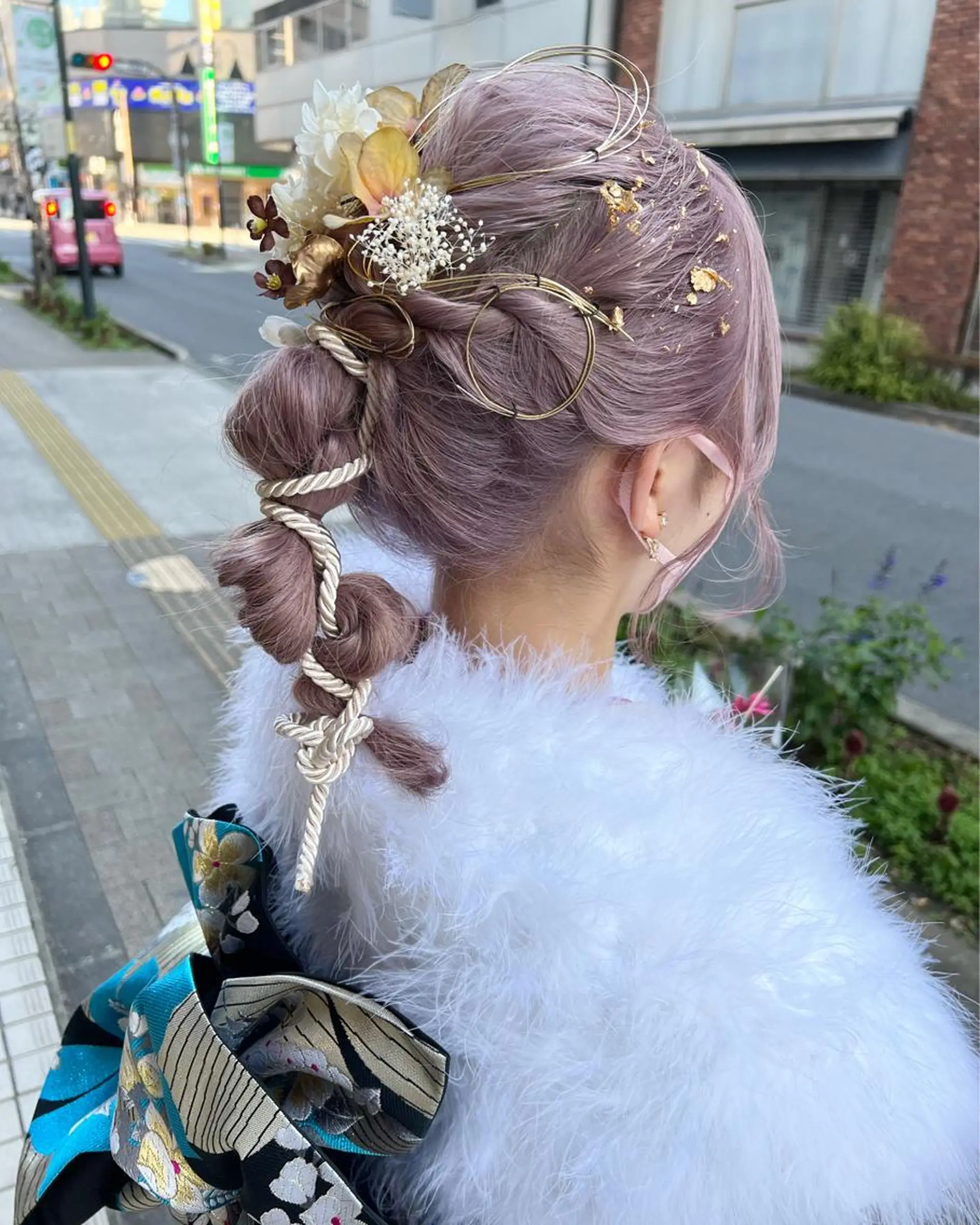 セミロング カラー ヘアアレンジ 成人式 ピンクカラー 卒業式のヘアスタイル ヘアセット LUCK本厚木 浦住 貴大のヘアスタイル