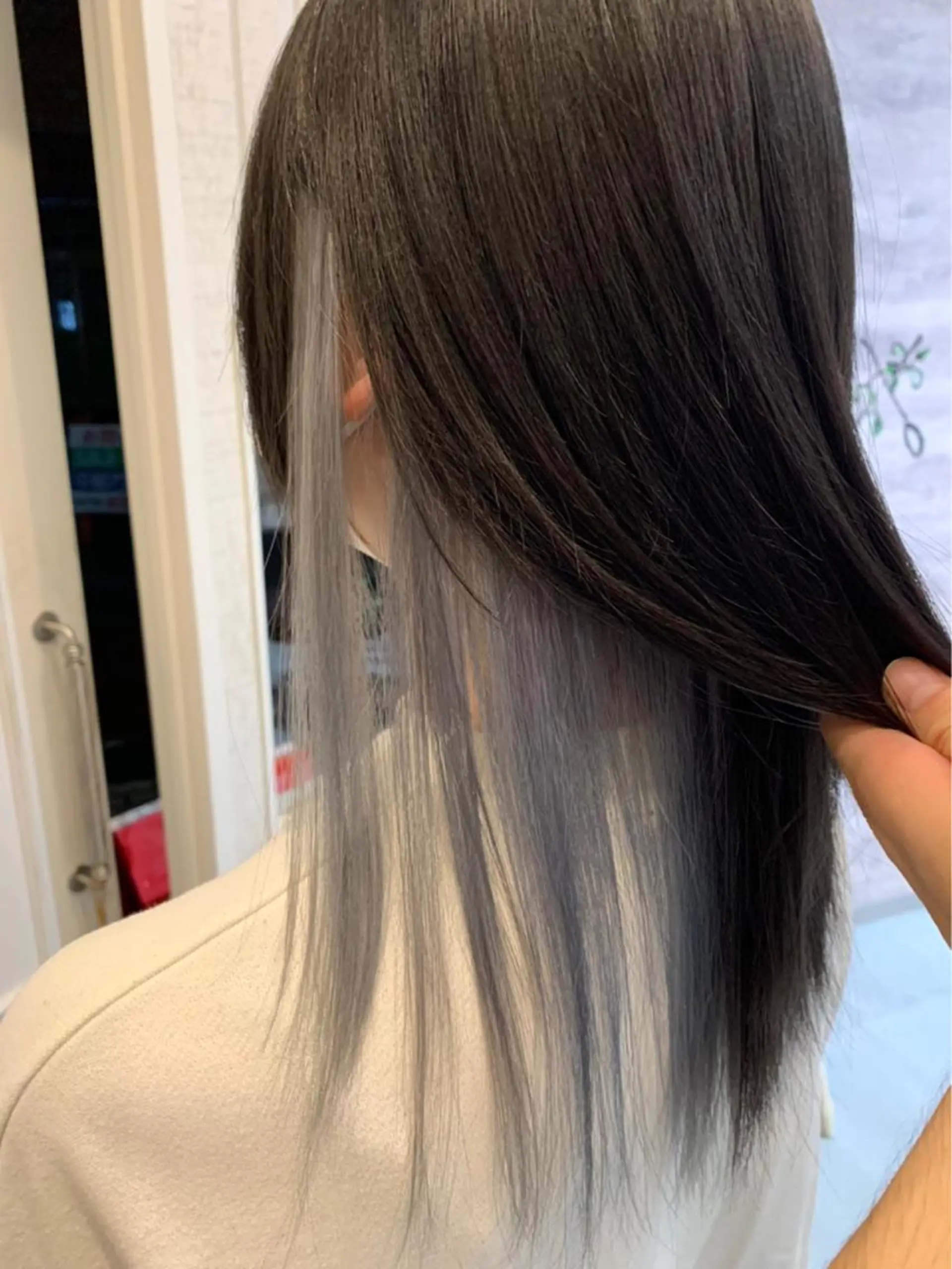 セミロング カラー 🫟Blanco🫟 Color&Careのヘアスタイル