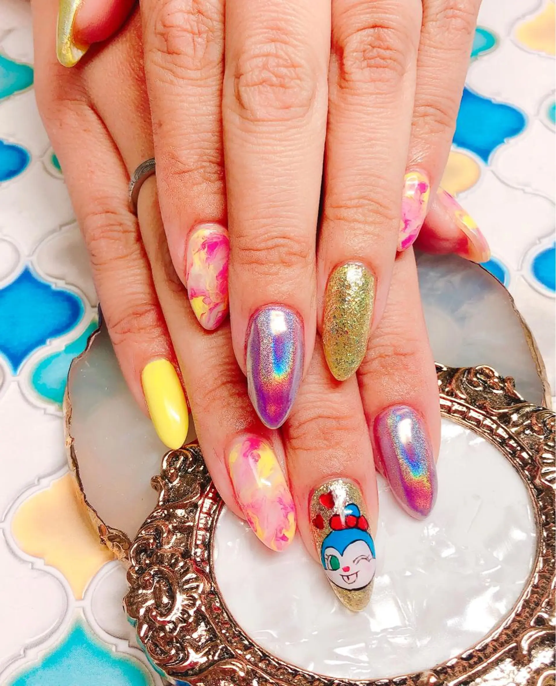 ネイル アートネイル スカルプネイル CROWN プライベートサロンのネイルデザイン