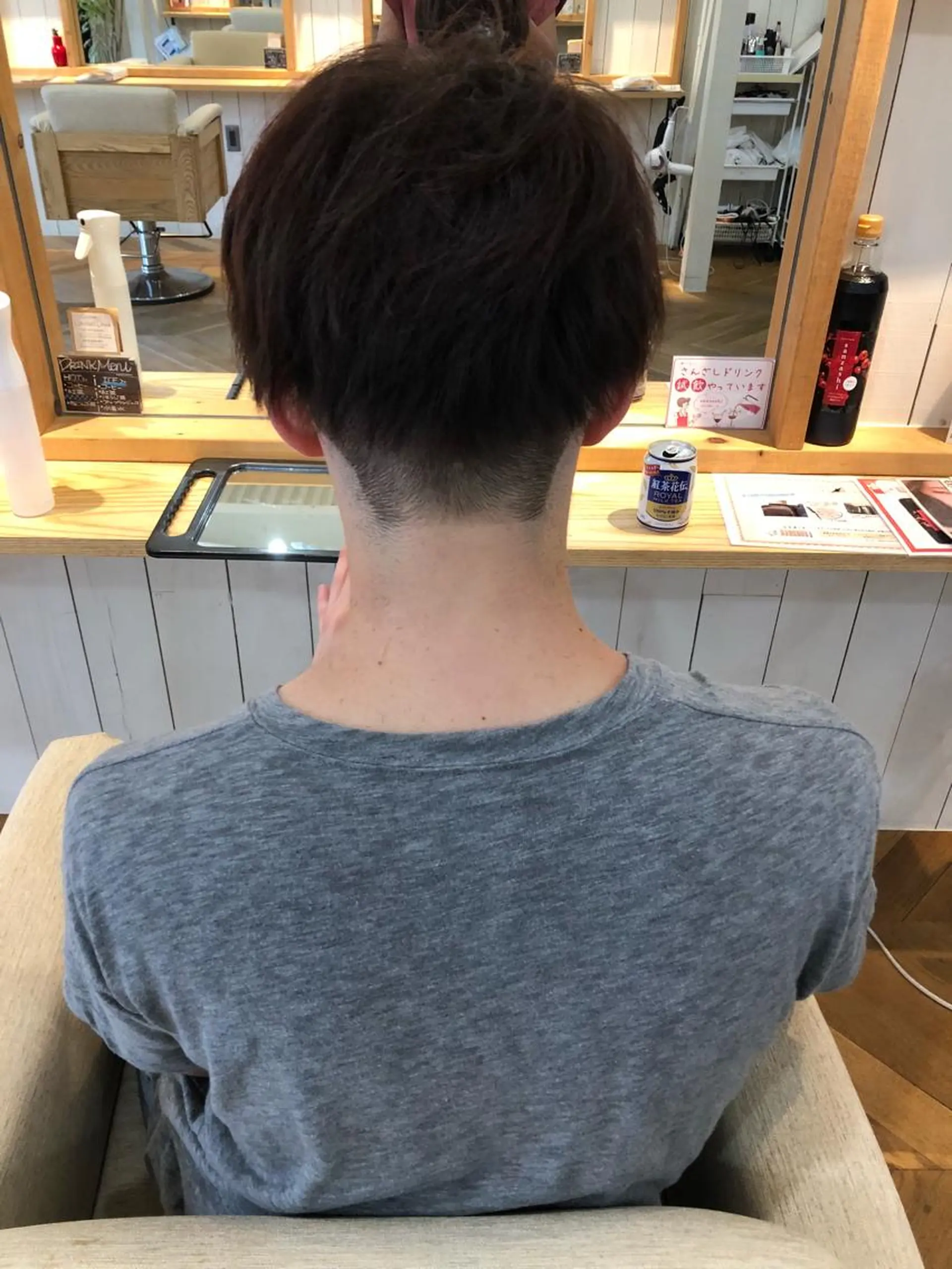 ショート カラー メンズ DEE okazakiのヘアスタイル