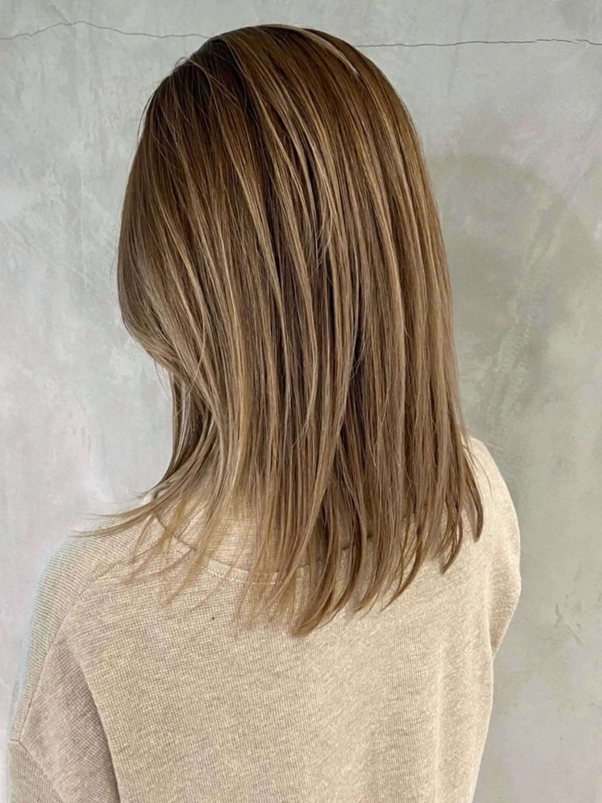 カラー パーマ ミディアム ヘアアレンジ グラデーションカラー カット ヘアカラー トリートメント ITbyALBUM 中野店のヘアスタイル