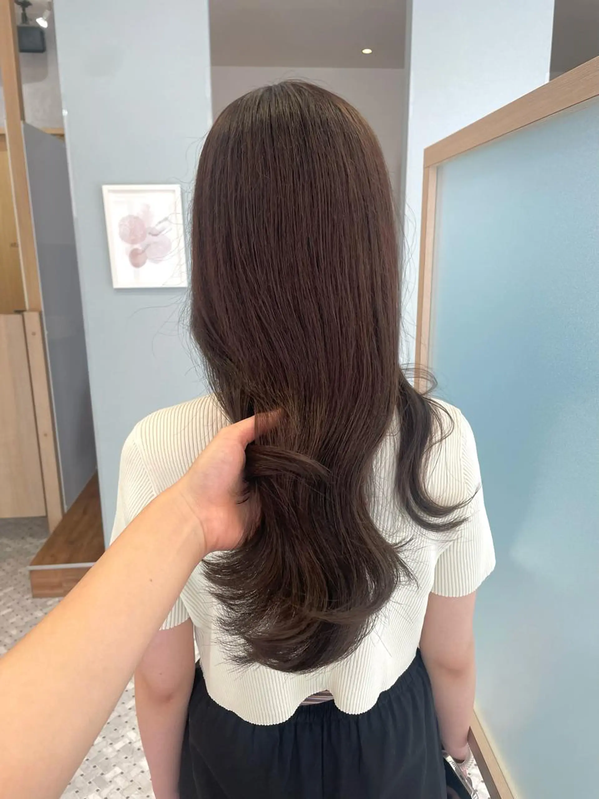 ロング 女性スタイリスト専門サロン Zina 天神西通り所属・艶髪韓国ヘア MANAMI🎀のヘアスタイル