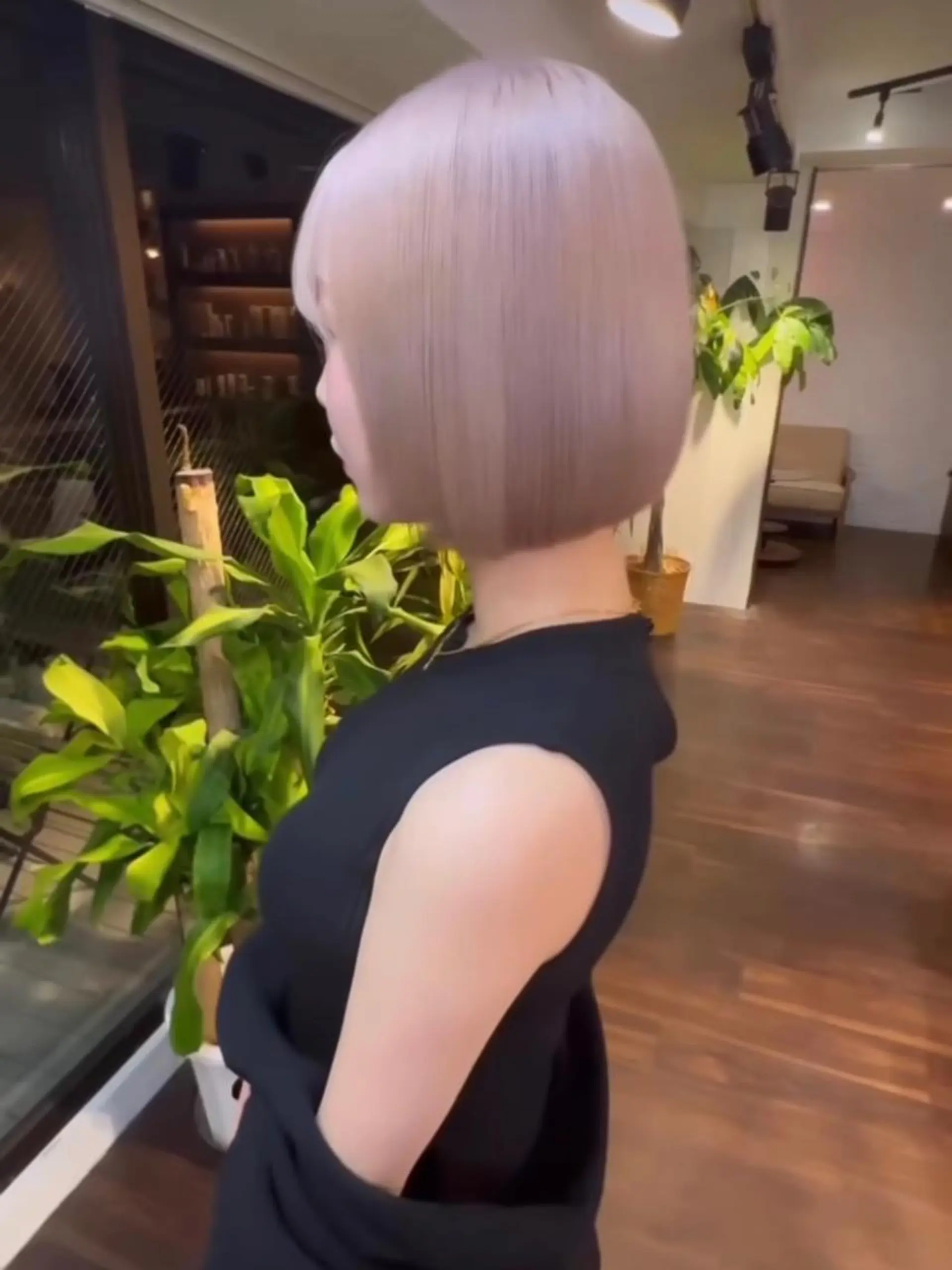 ショート カラー ブリーチ ダブルカラー ハイトーンカラー イルミナカラー インナーカラー 🧡色落ちまで2度綺 麗なカラー🧡ヨシキのヘアスタイル