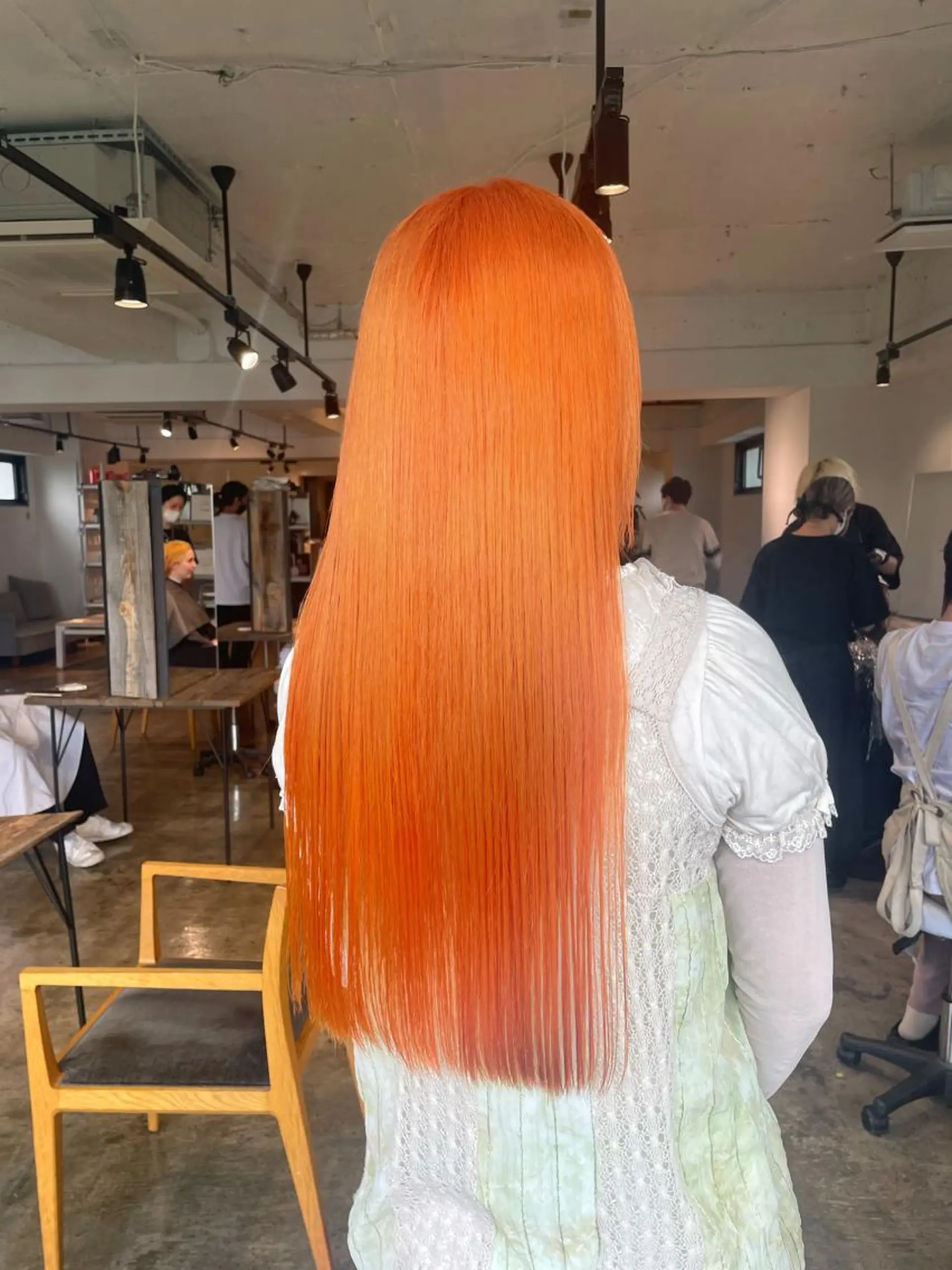 ロング カラー ベージュカラー ブリーチ ケアブリーチ ダブルカラー ハイトーンカラー 暖色カラー🍒 ケアブリーチ/akiのヘアスタイル