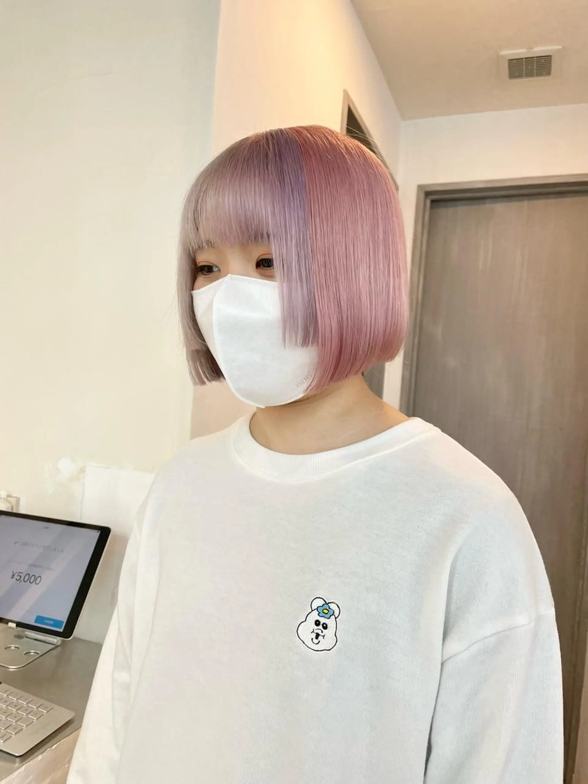 ミディアム カラー デザインカラー ヘアカラー トリートメント ヘアセット ブロンド・ハイトーン ／遠藤将太のヘアスタイル