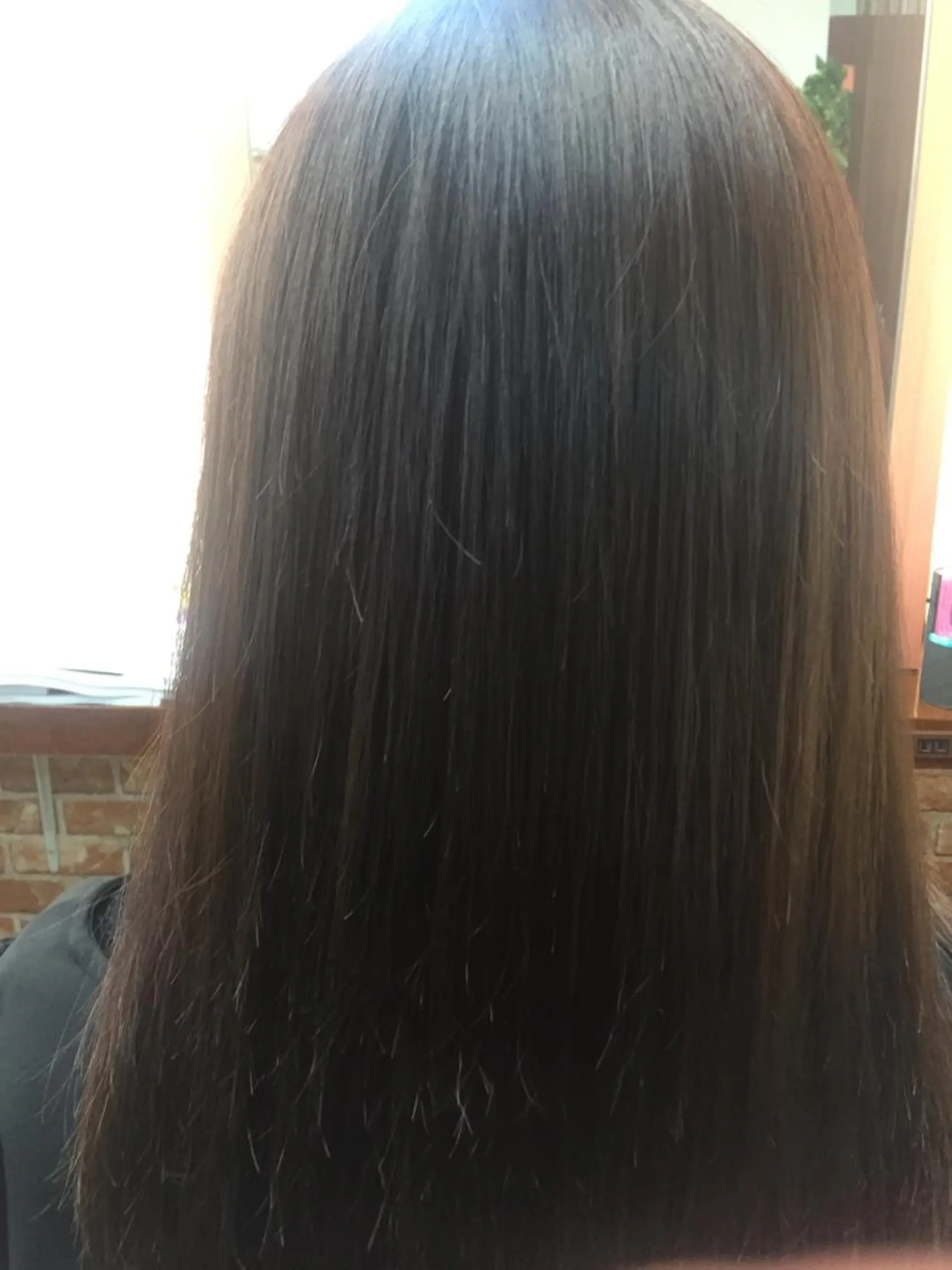 セミロング カラー パーマ 桧山 真のヘアスタイル