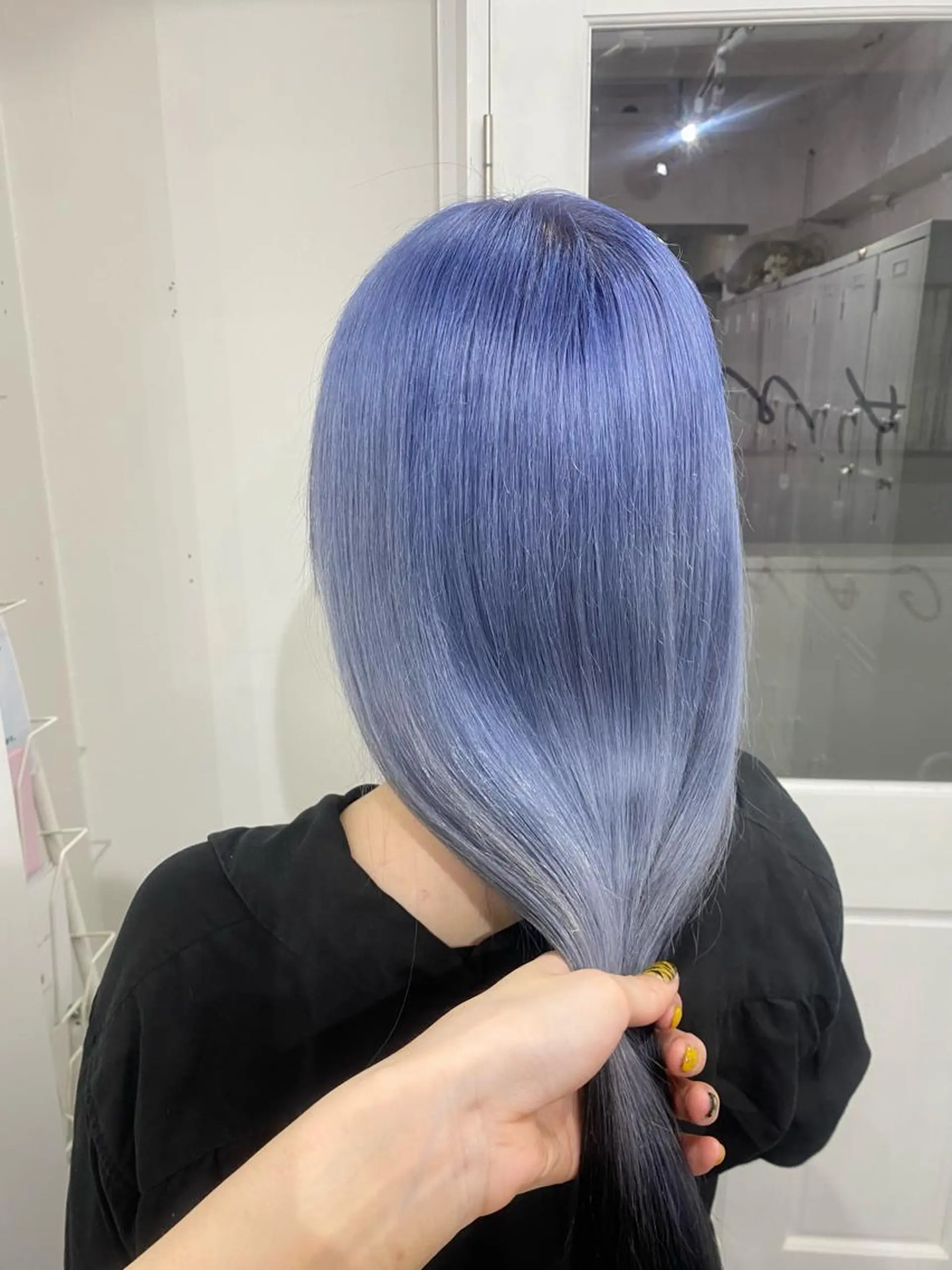 セミロング カラー ブリーチ ブルーカラー ブルーラベンダー ラベンダーカラー 楓🦋韓国系レイヤー / 透明感カラー🤍のヘアスタイル