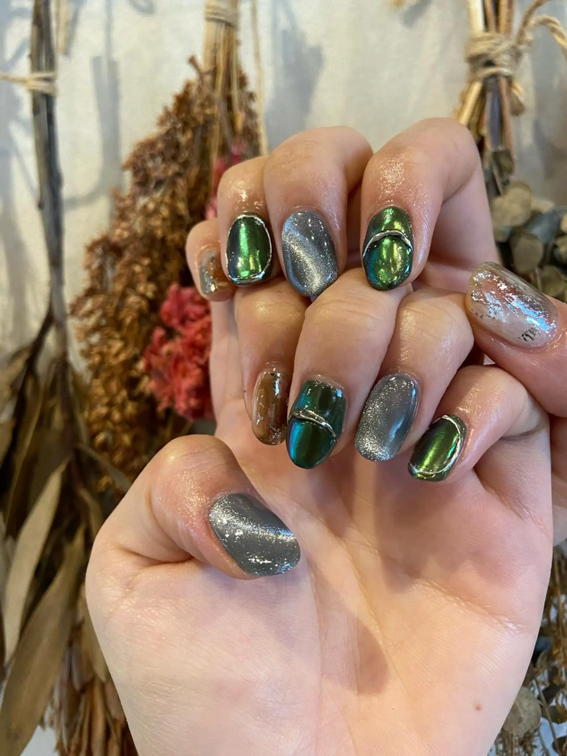 ネイル アートネイル キラキラネイル 韓国ネイル ミラーネイル ニュアンスネイル . unffのネイルデザイン