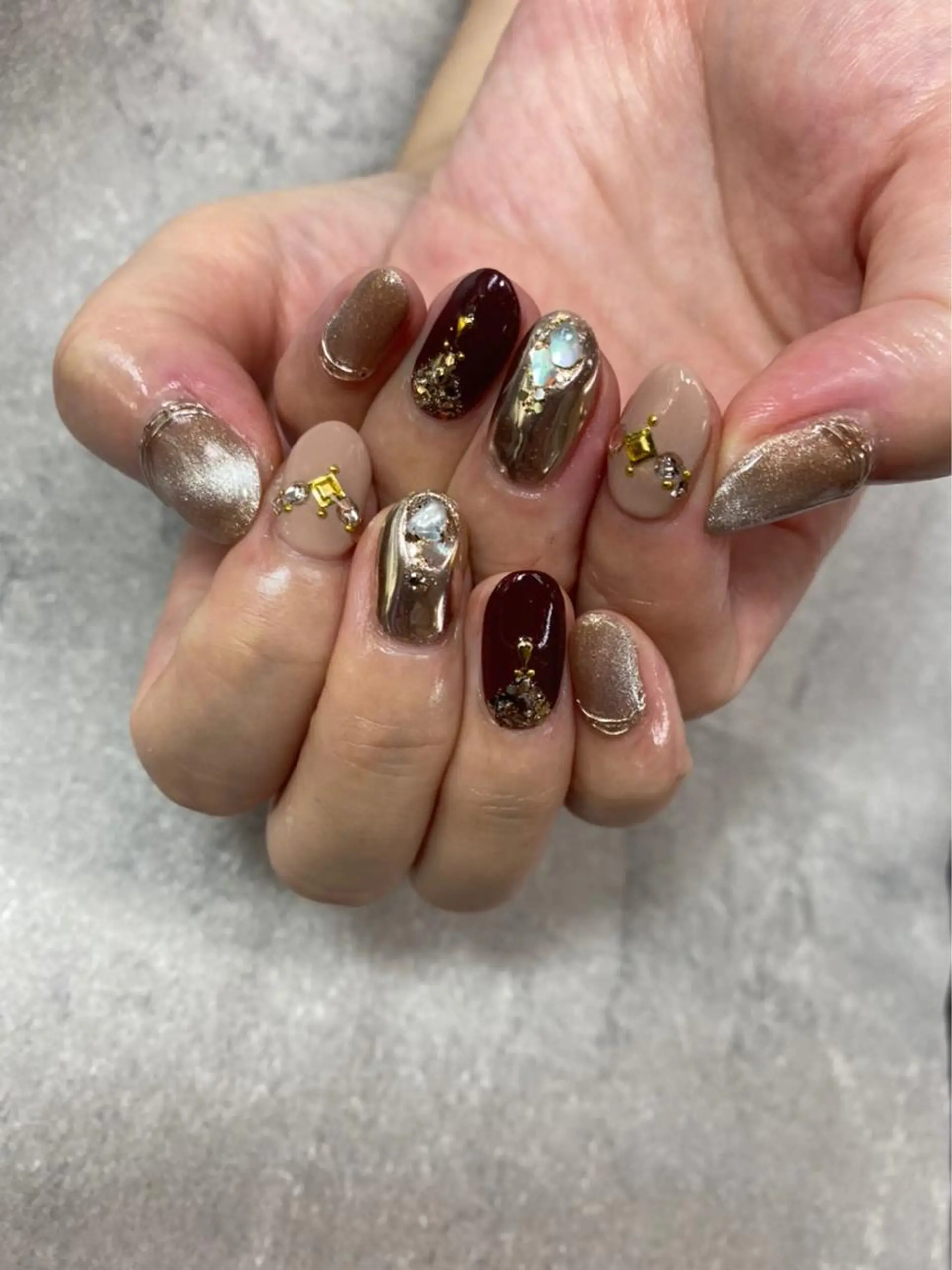 ネイル ボルドー マグネットネイル ハンドネイル ハンドケア FASTNAIL PLUS 新宿店のネイルデザイン