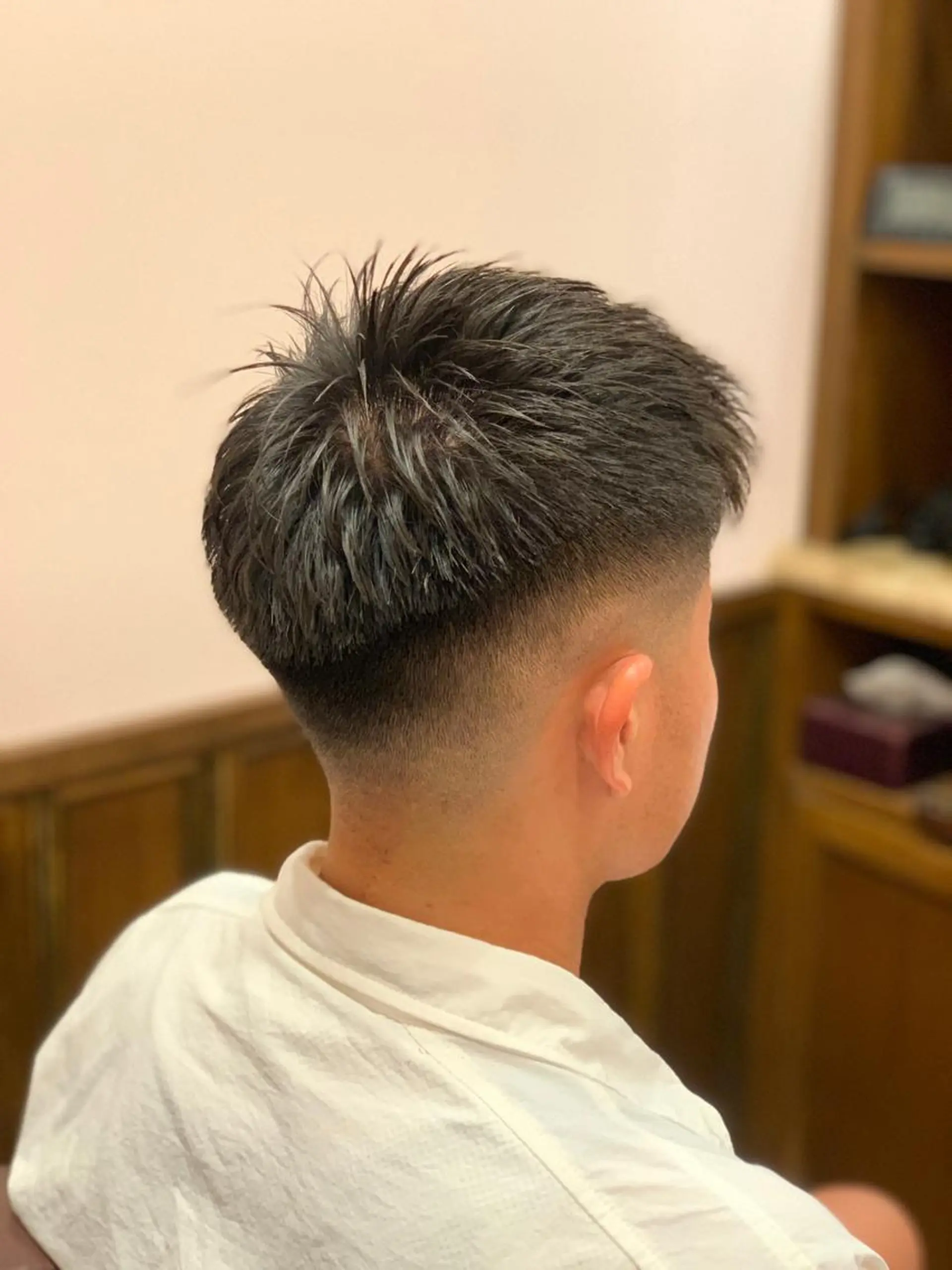 ショート HIRO銀座　バーバーショップ丸の内所属・ヒロ銀座 林のヘアスタイル