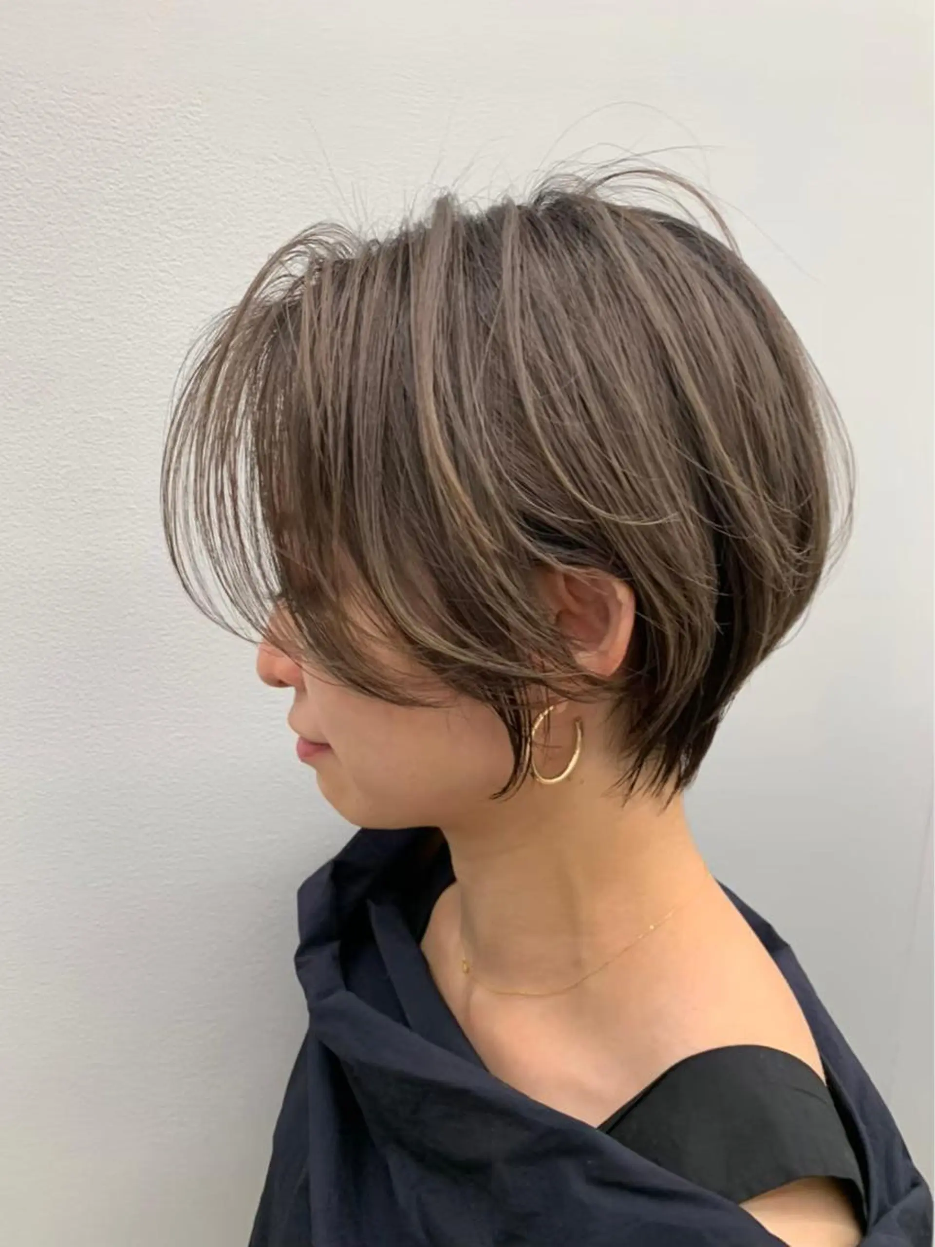 ショート カラー 河内 大慎のヘアスタイル