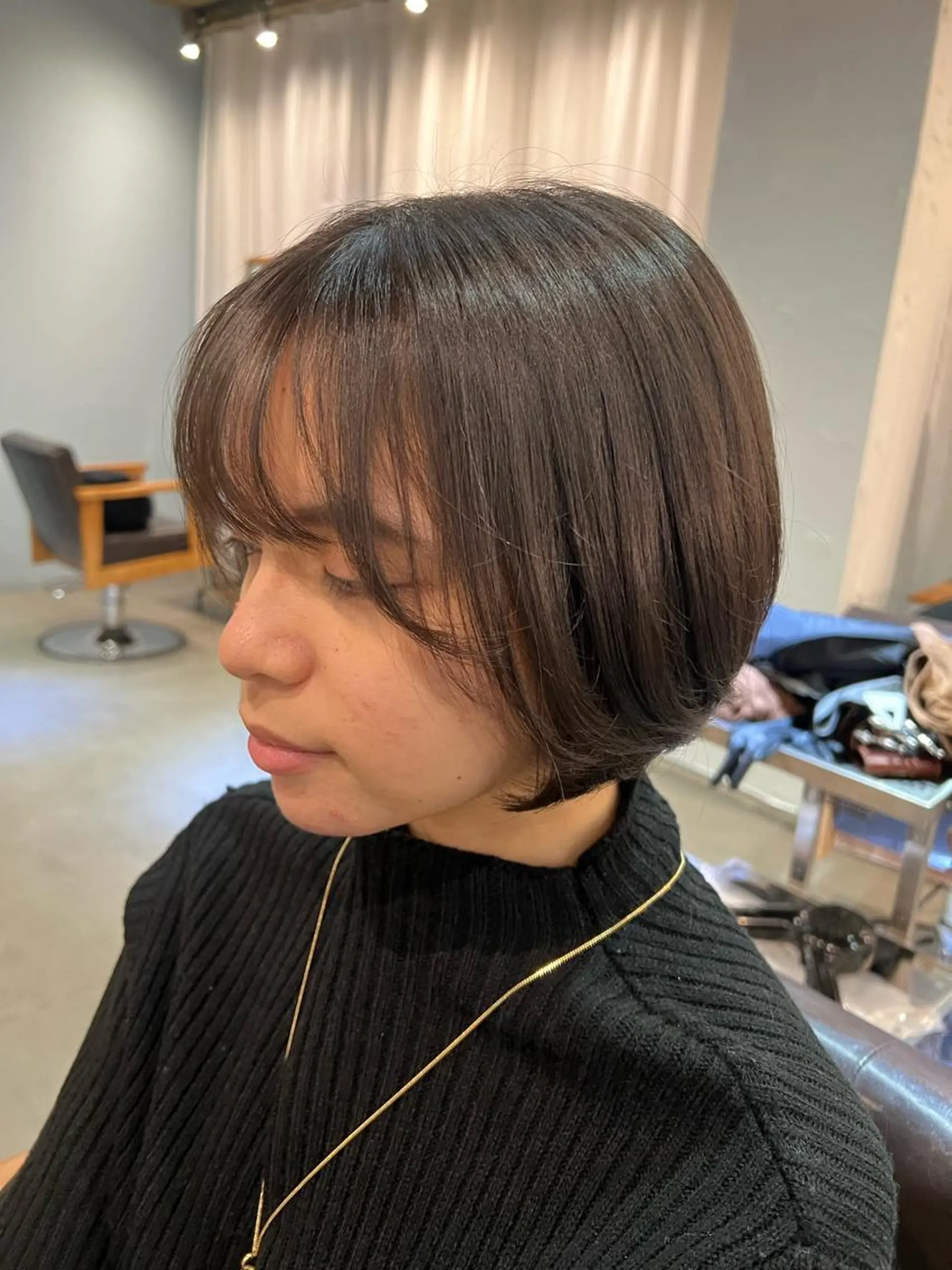 ショート カラー カット ヘアカラー トリートメント 中井 一葉のヘアスタイル