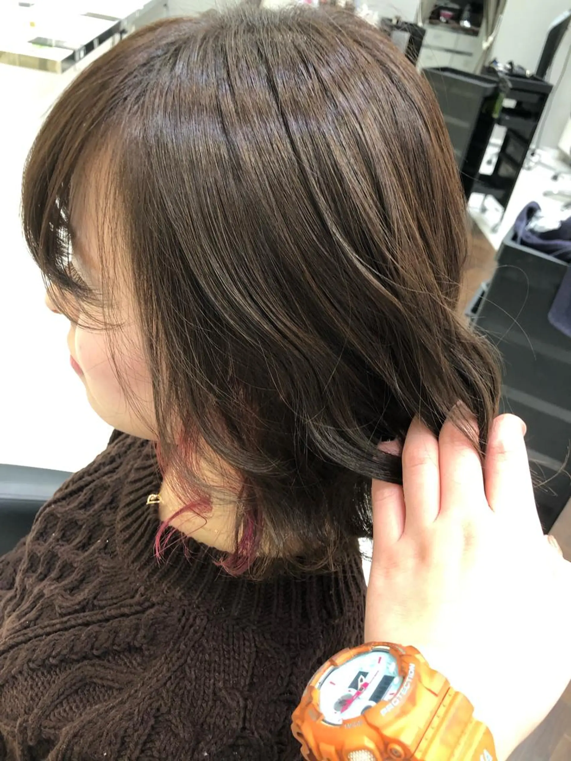 ミディアム ヘアカラー 岸 保奈美のヘアスタイル