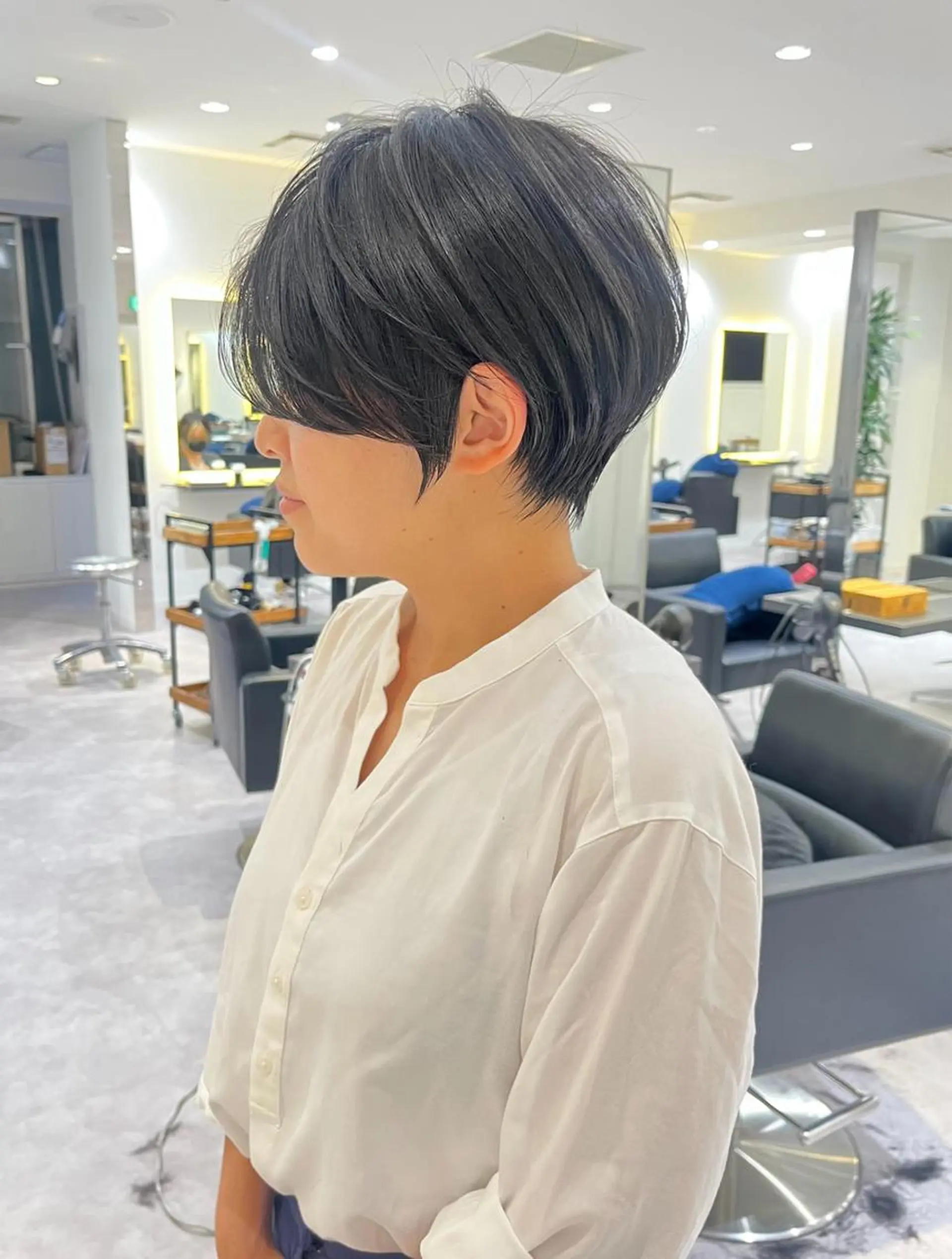 ショート カット &STORIES所属・襟足でお悩みの方✂︎ くびれ職人ハシモトのヘアスタイル