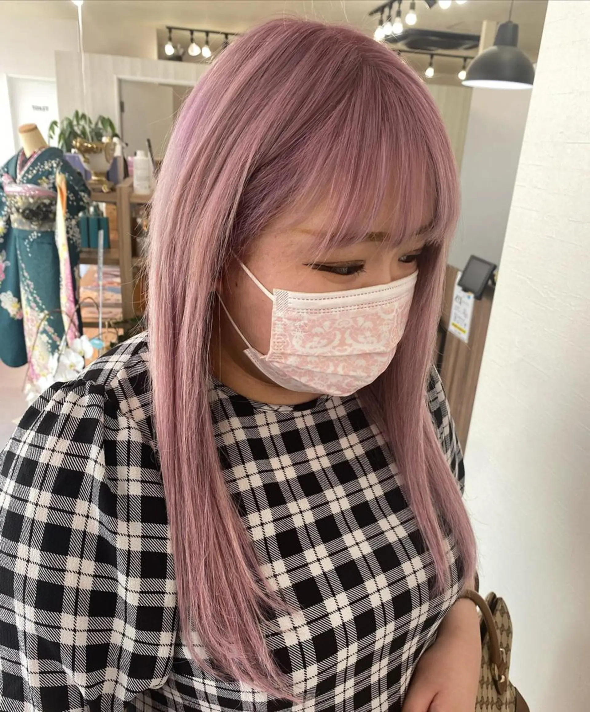 ロング カラー 編み込みエクステ シールエクステ ベージュカラー ハイトーンカラー ラベンダーカラー UNDER vr 【アンダーバー】のヘアスタイル