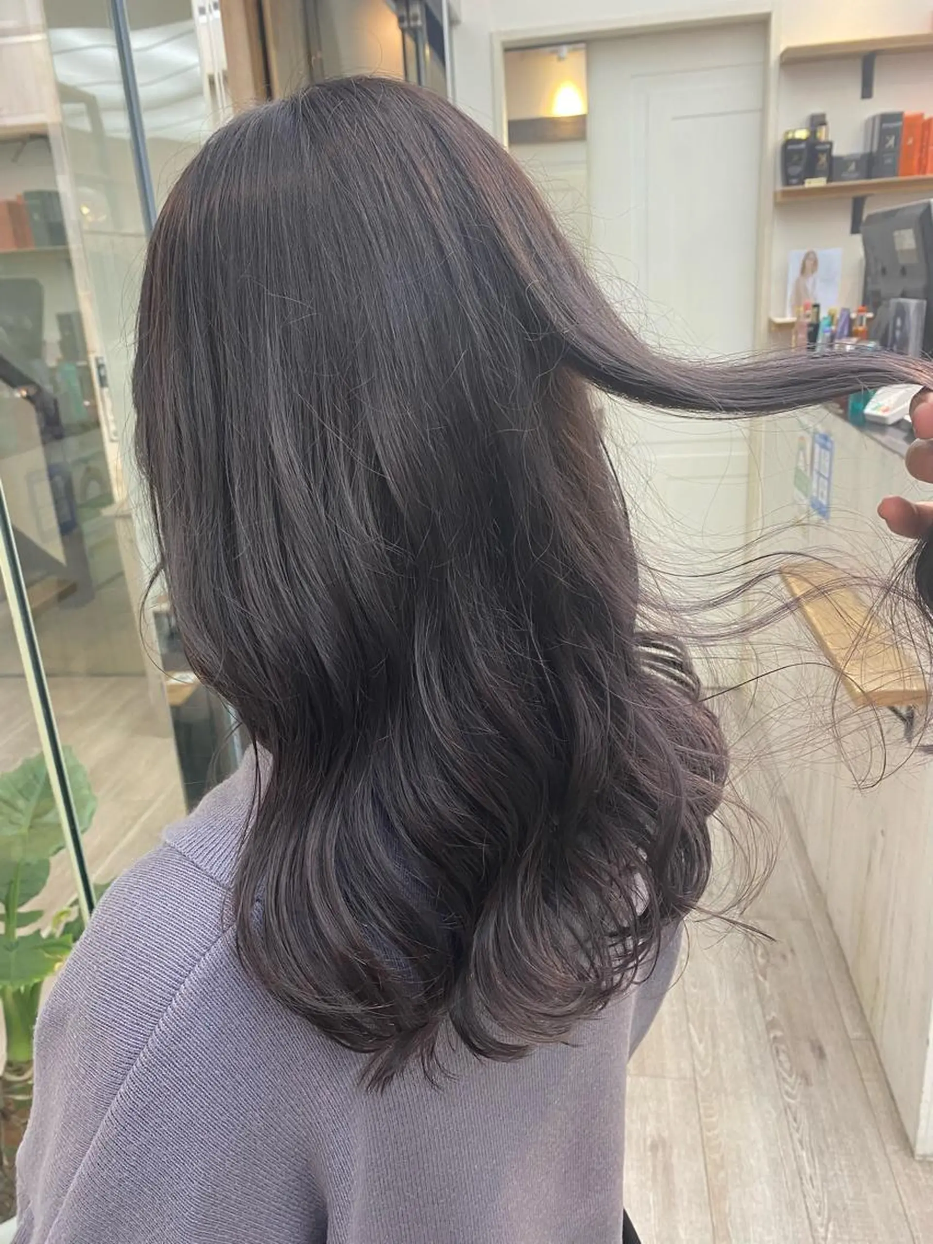 セミロング カラー カット ヘアカラー トリートメント B3  SHARE SALON【ビースリーシェアサロン】所属・☀️透明感color KURO☀️のヘアスタイル