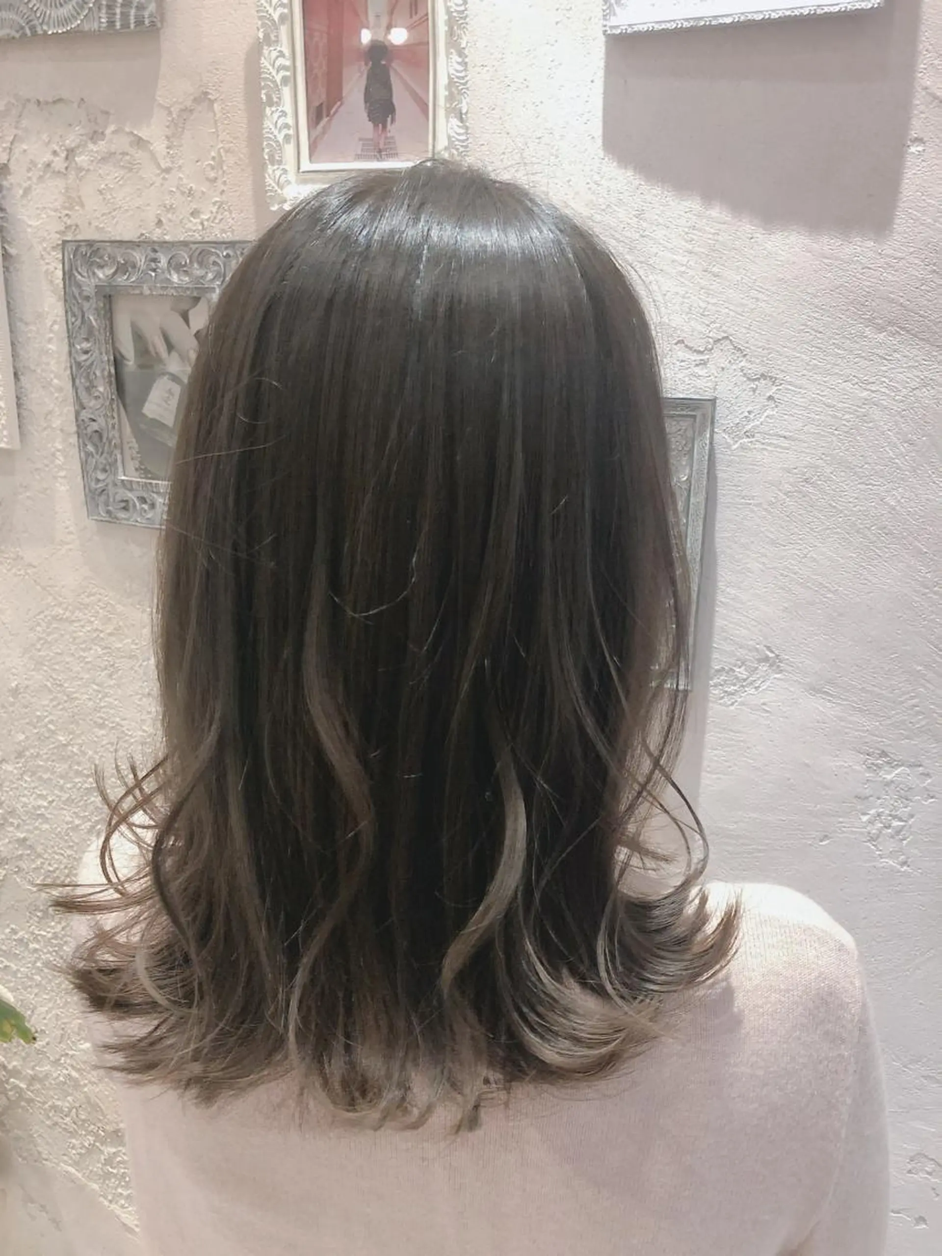 ミディアム カット ヘアカラー トリートメント 代表山口ひな 髪質改善のプロのヘアスタイル