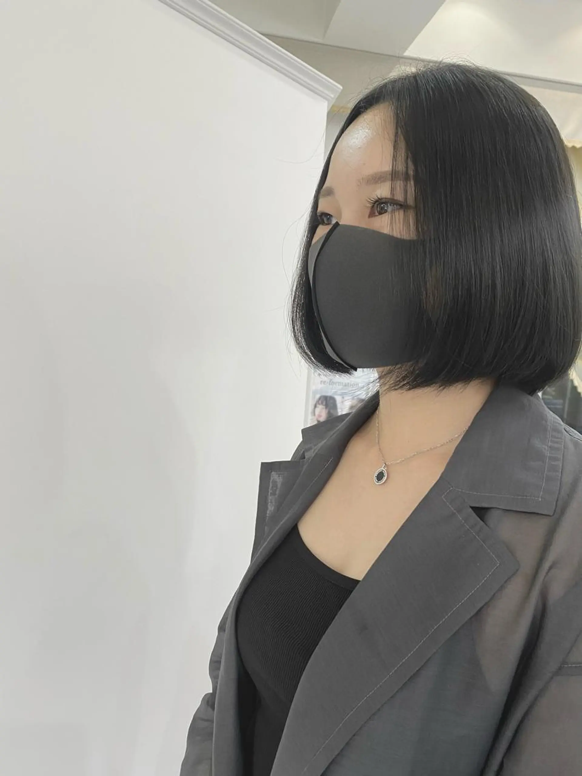 ショート カラー アッシュ ✨くびれスタイル✨️ 戸嶋穂乃香のヘアスタイル