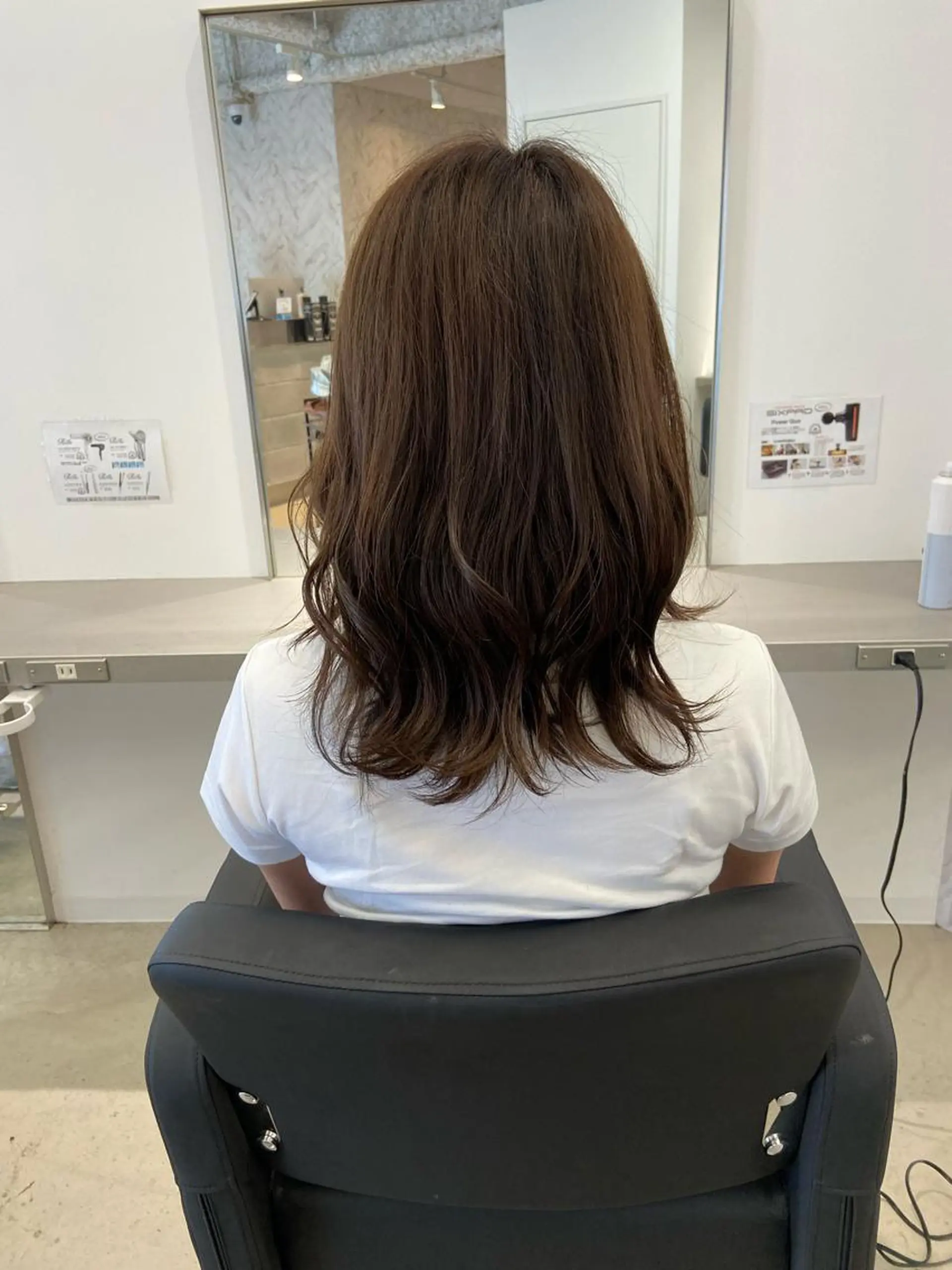 セミロング カラー EIGHT奥野 心太のヘアスタイル