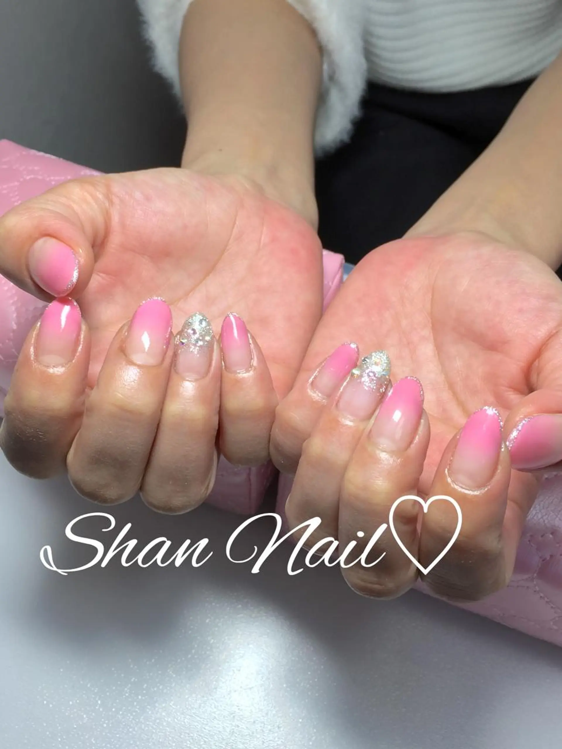 ネイル グラデーション ピンク ハンドネイル Shan Nailのネイルデザイン