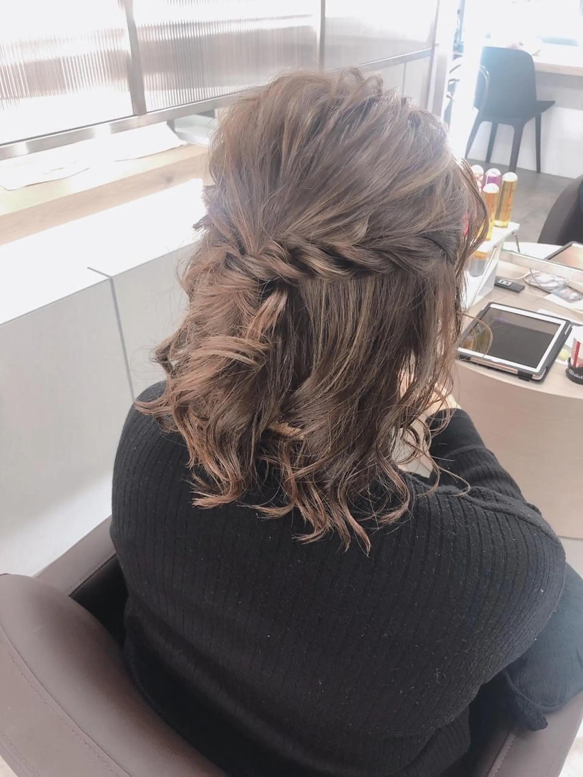 ミディアム ヘアセット tricot TOKYO  AVEDA所属・髪質改善\艶髪カラー 💐園田さやかのヘアスタイル