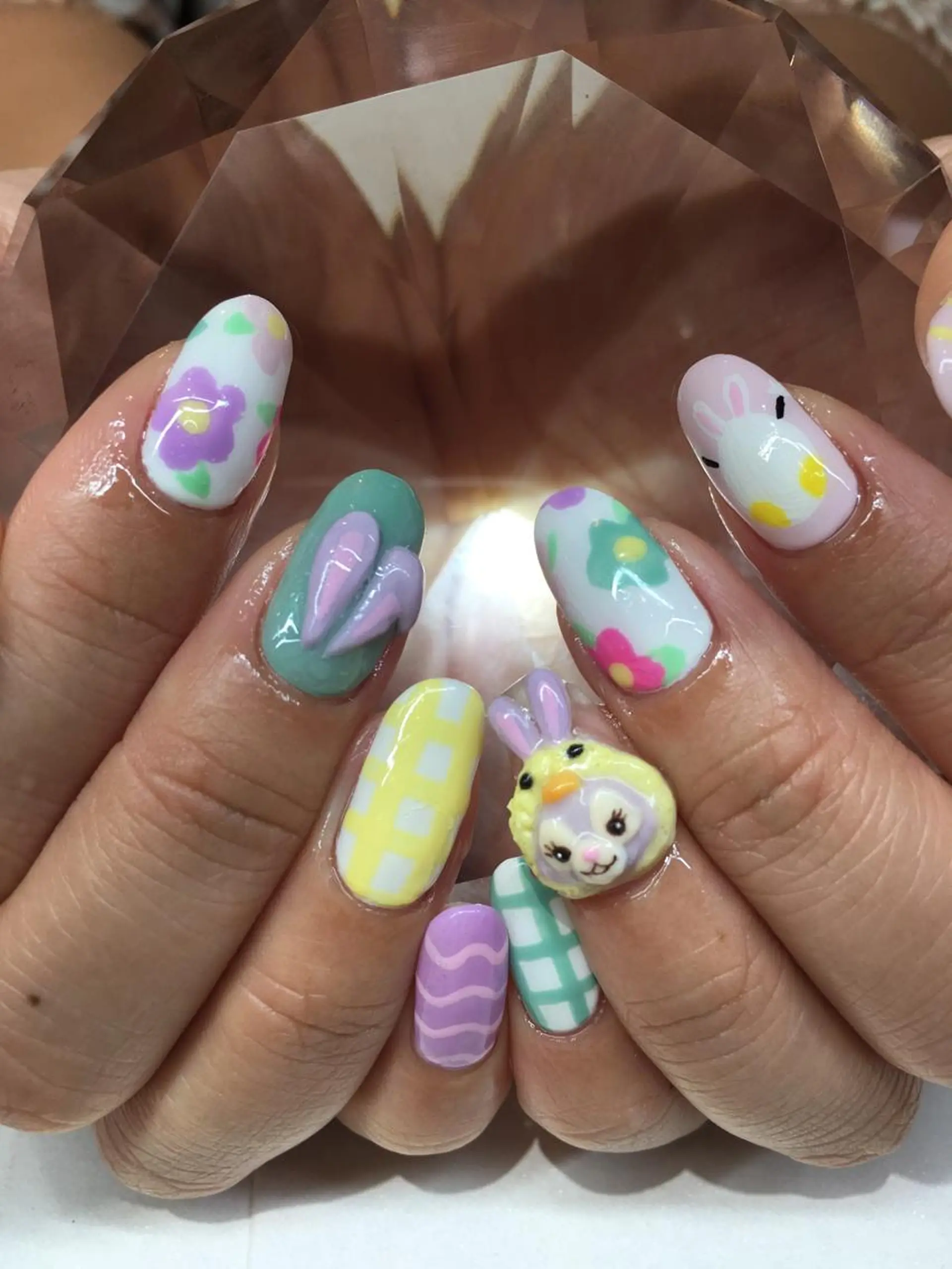 ネイル イースター ハンドネイル glow_ nailのネイルデザイン