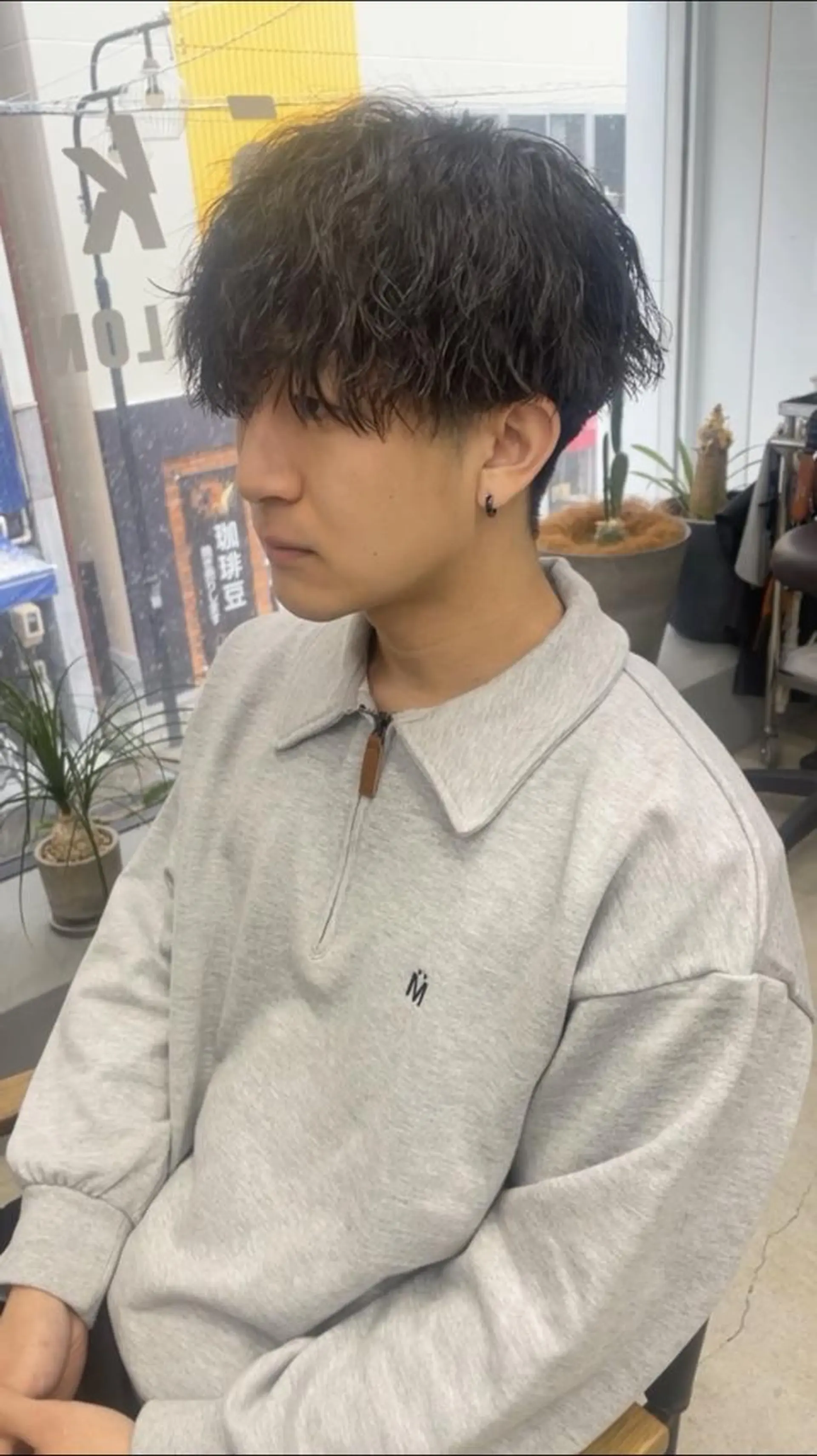 ミディアム メンズ専門サロン wokeのヘアスタイル
