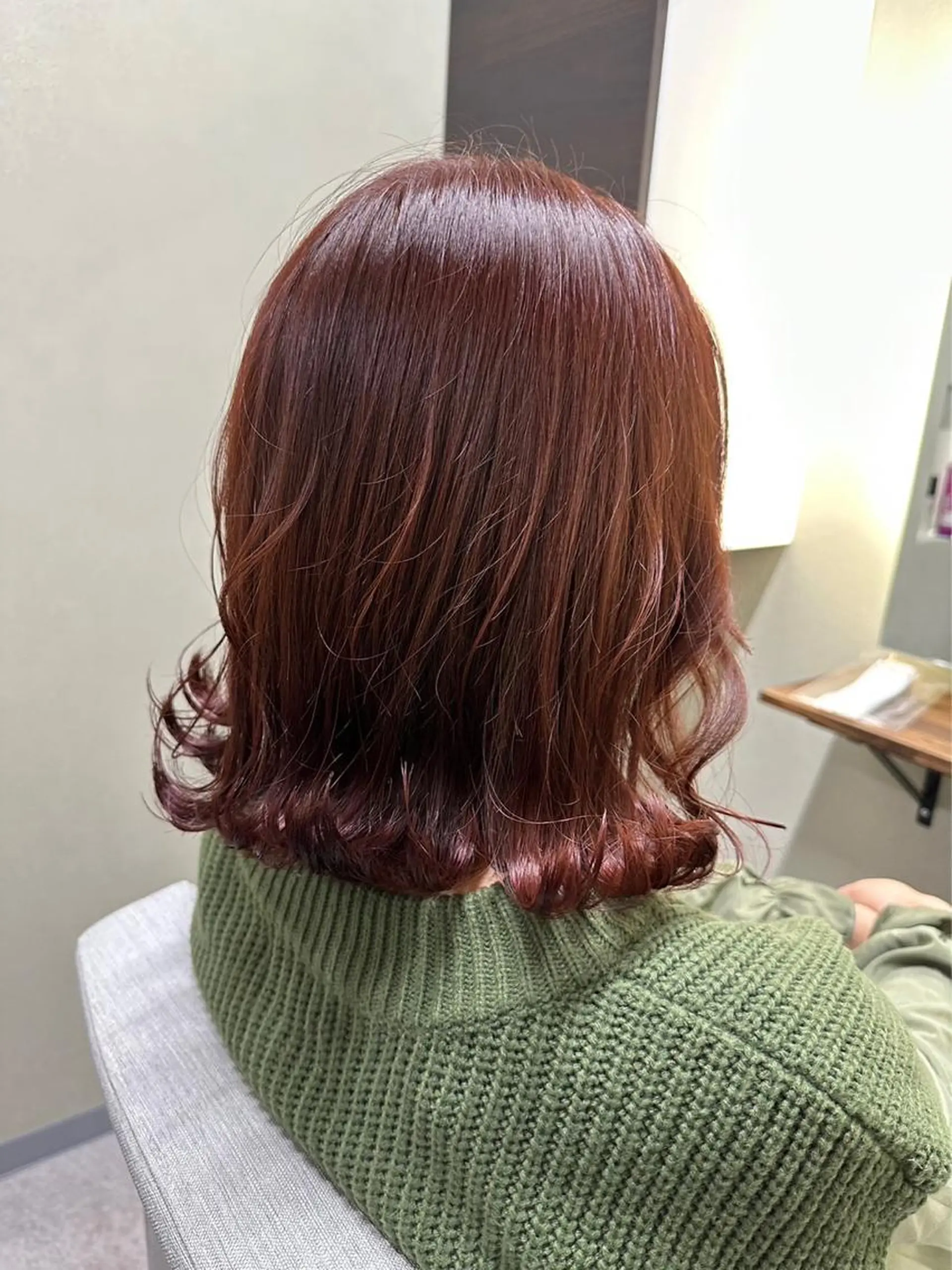 セミロング 外ハネヘア 髪質改善/艶カラー/ 縮毛矯正🫟ダイキのヘアスタイル