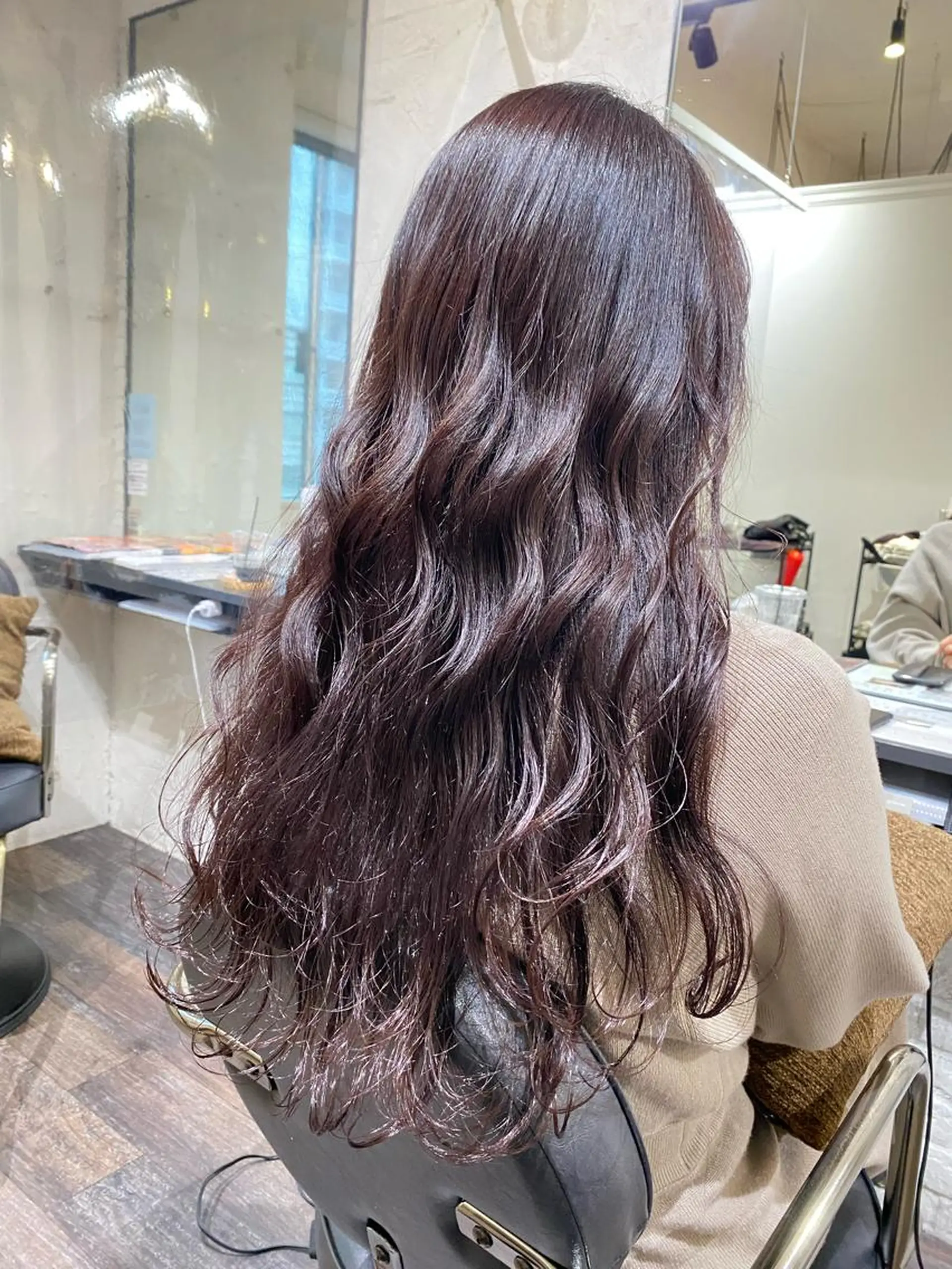 ロング カラー カット ヘアカラー トリートメント 梅田ハイトーン チダ ヒナノのヘアスタイル