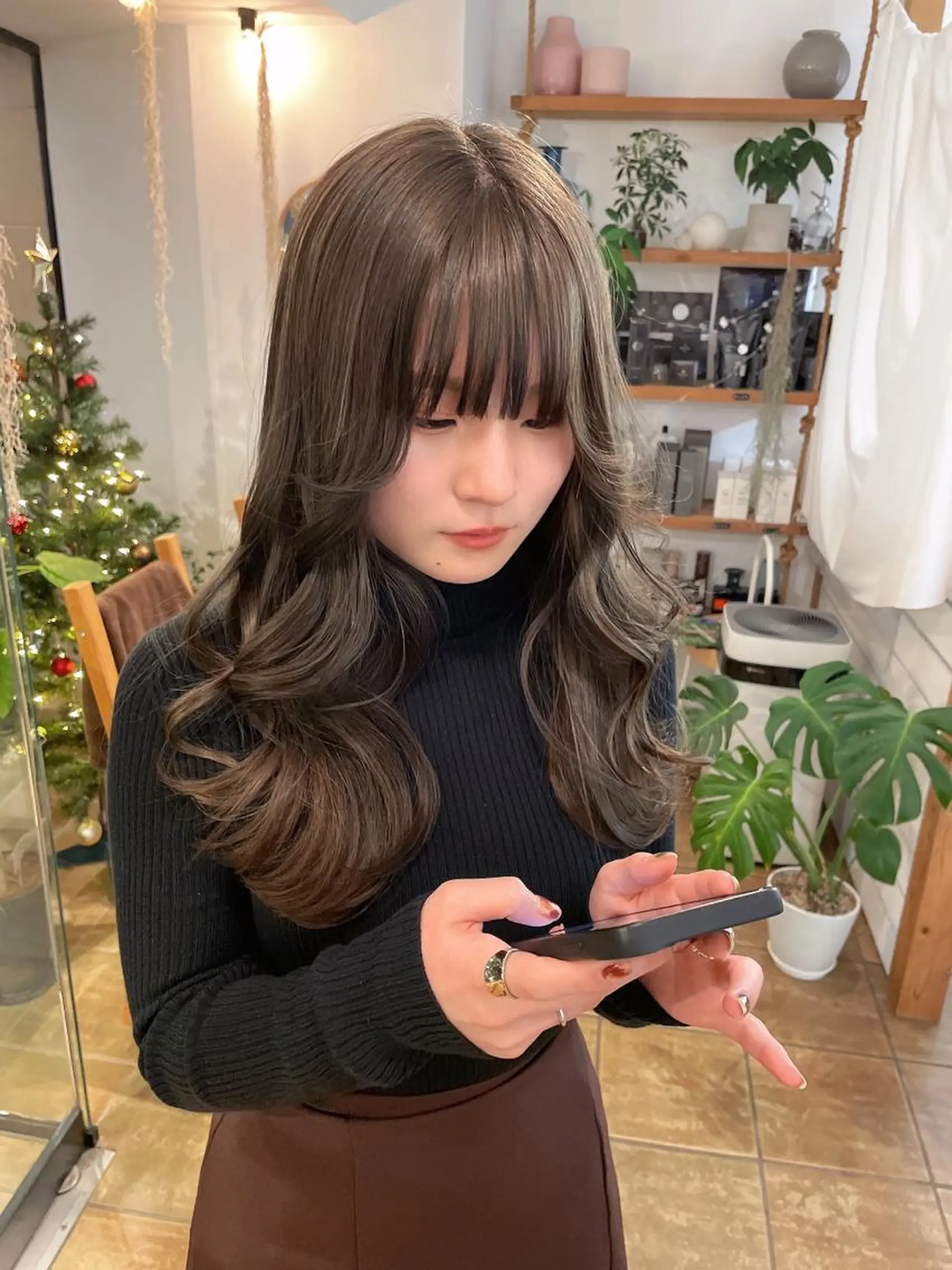 ロング カラー ヘアカラー トリートメント ヘアアレンジ にいた　かづしげのヘアスタイル