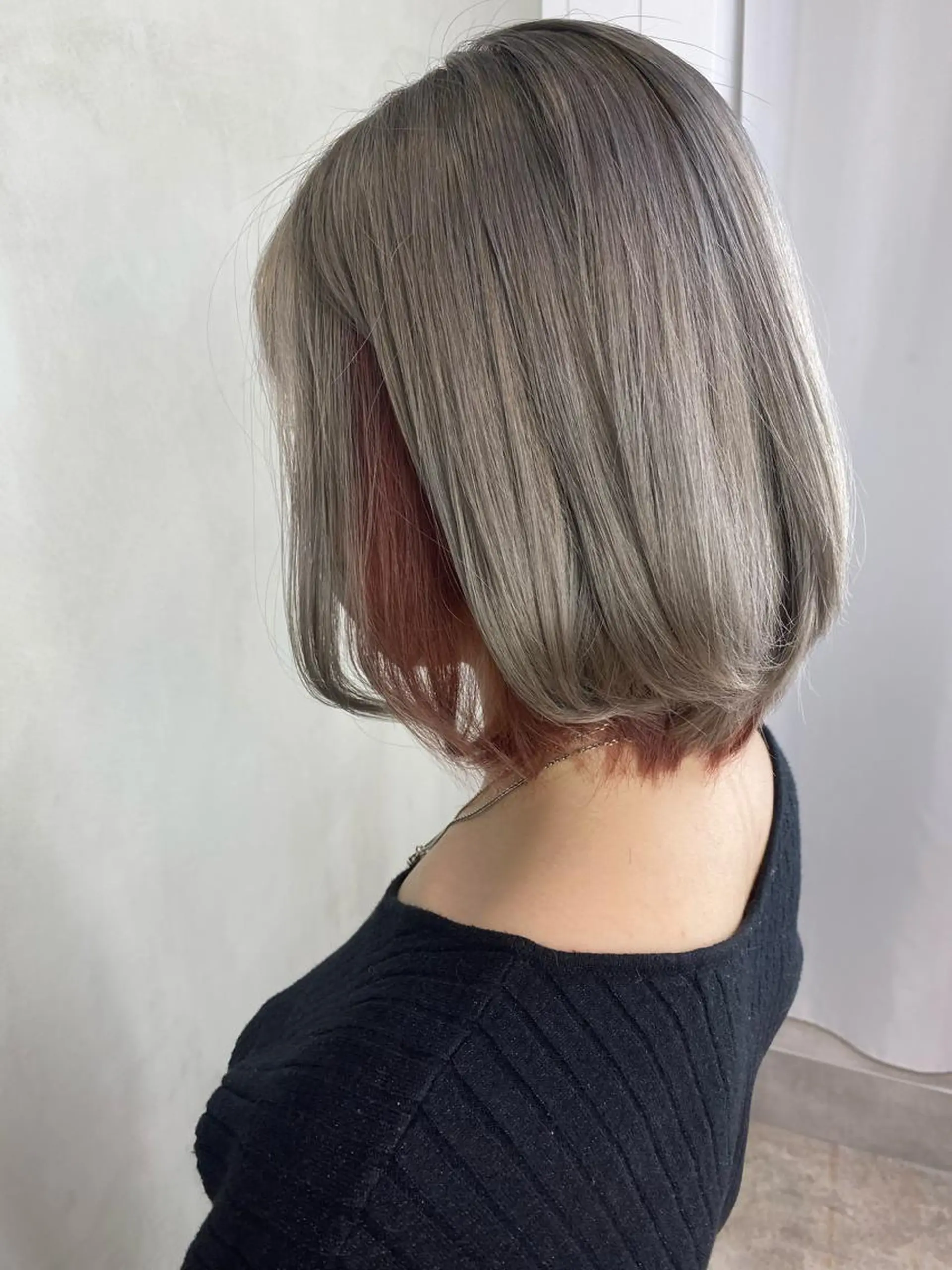 カラー ピンクカラー レッドカラー シルバー ホワイトシルバー MUK ムクのヘアスタイル