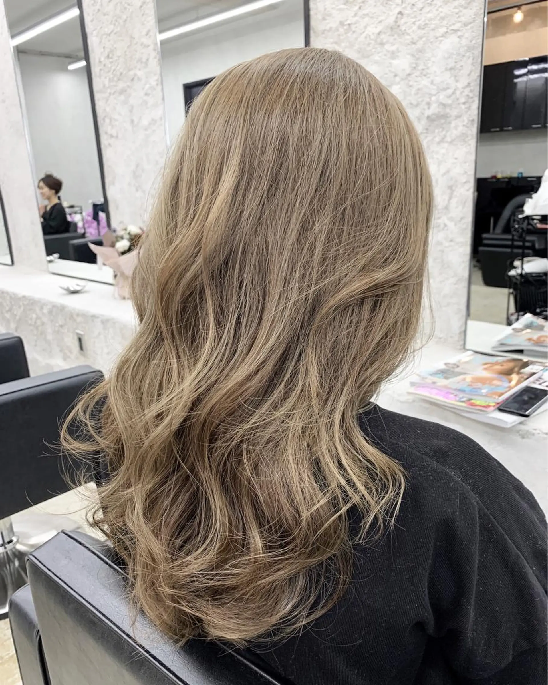 セミロング カラー LANDSグループ ヘア&アイサロンのヘアスタイル