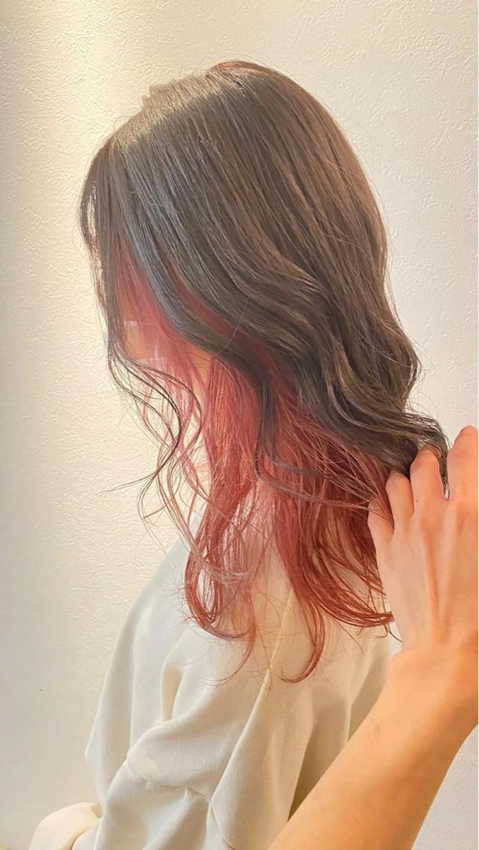 セミロング カラー 安永 涼のヘアスタイル