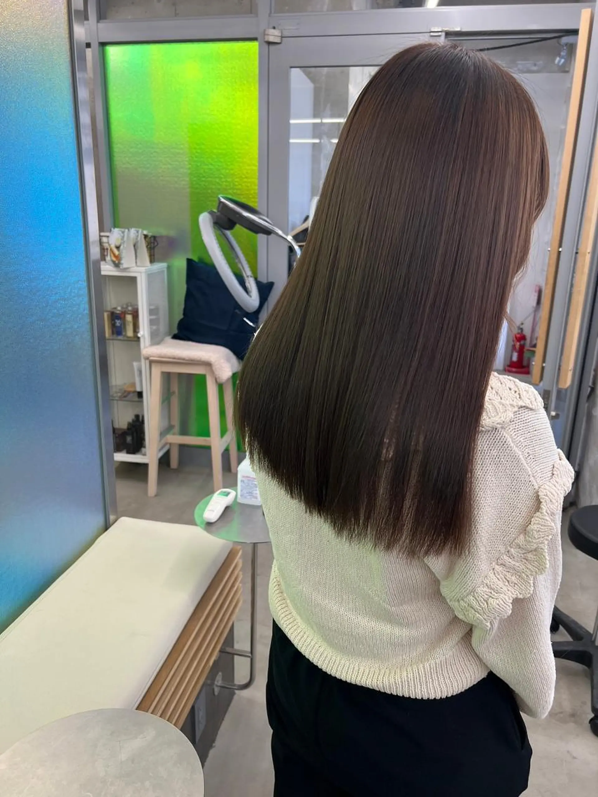 セミロング カラー ヘアアレンジ パーマ セミロングパーマ アディクシーカラー アッシュ ベージュカラー ブラウンカラー カット トリートメント 【ヘアケア特化型】 newi天王寺のヘアスタイル