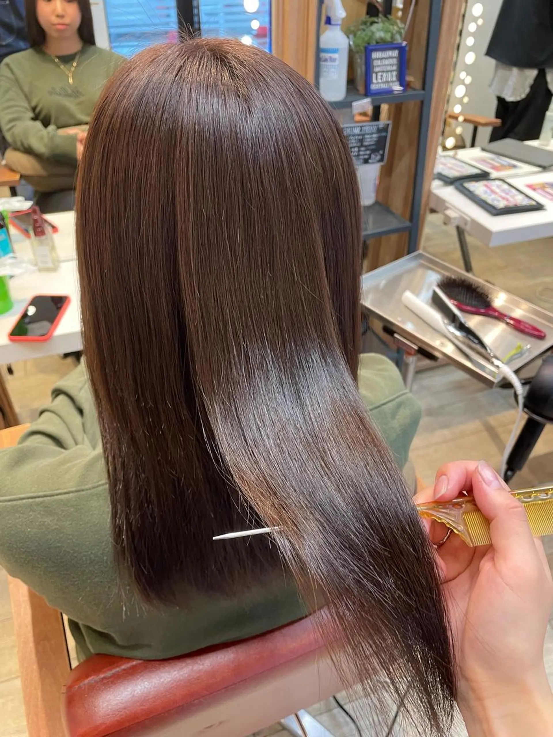 セミロング パープルカラー トリートメント LOG/所属・なりたいを叶えます！ 出口 紗依のヘアスタイル