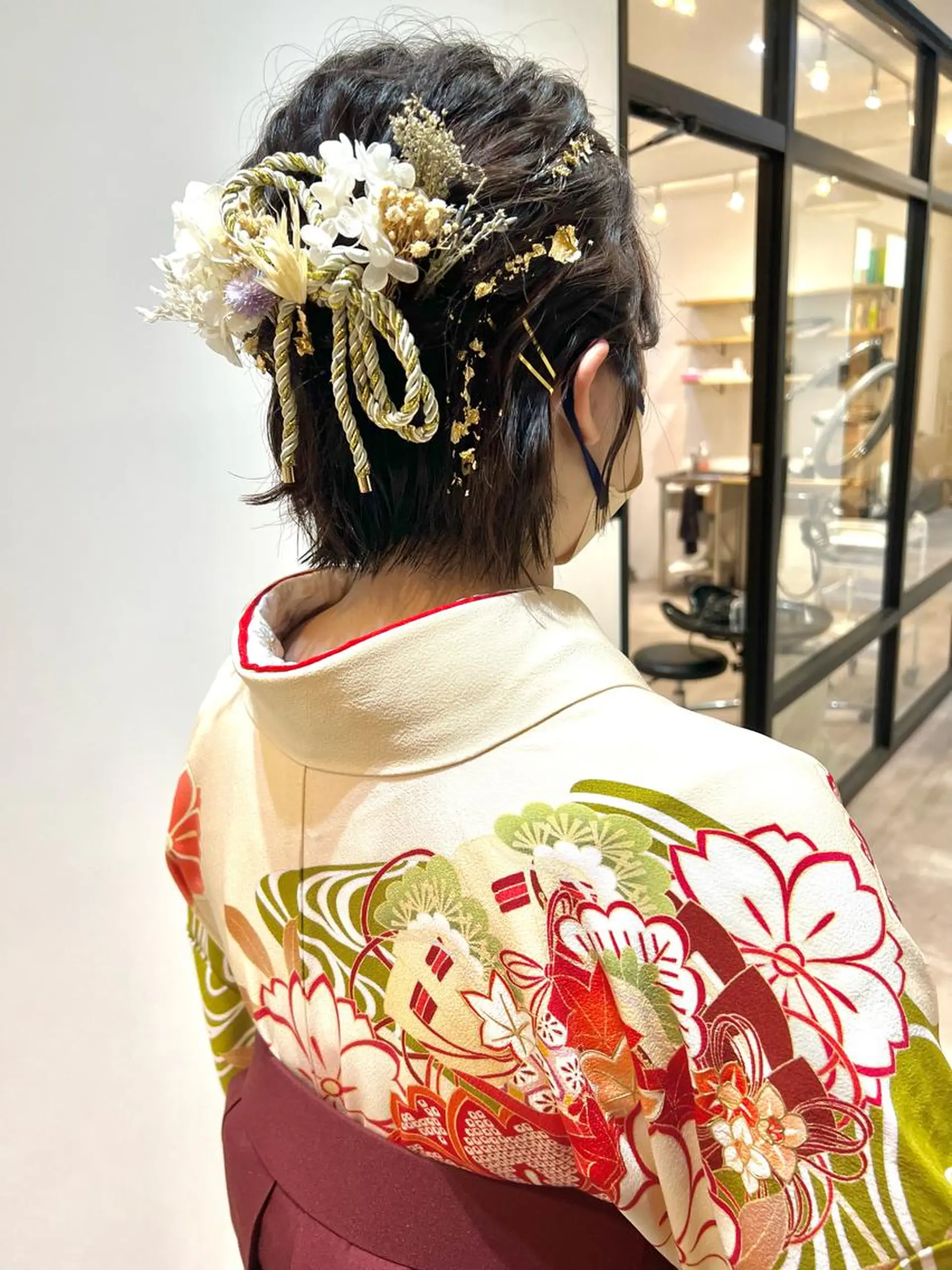 ショート 卒業式のヘアスタイル しおり/パーマ/ newi町田のヘアスタイル