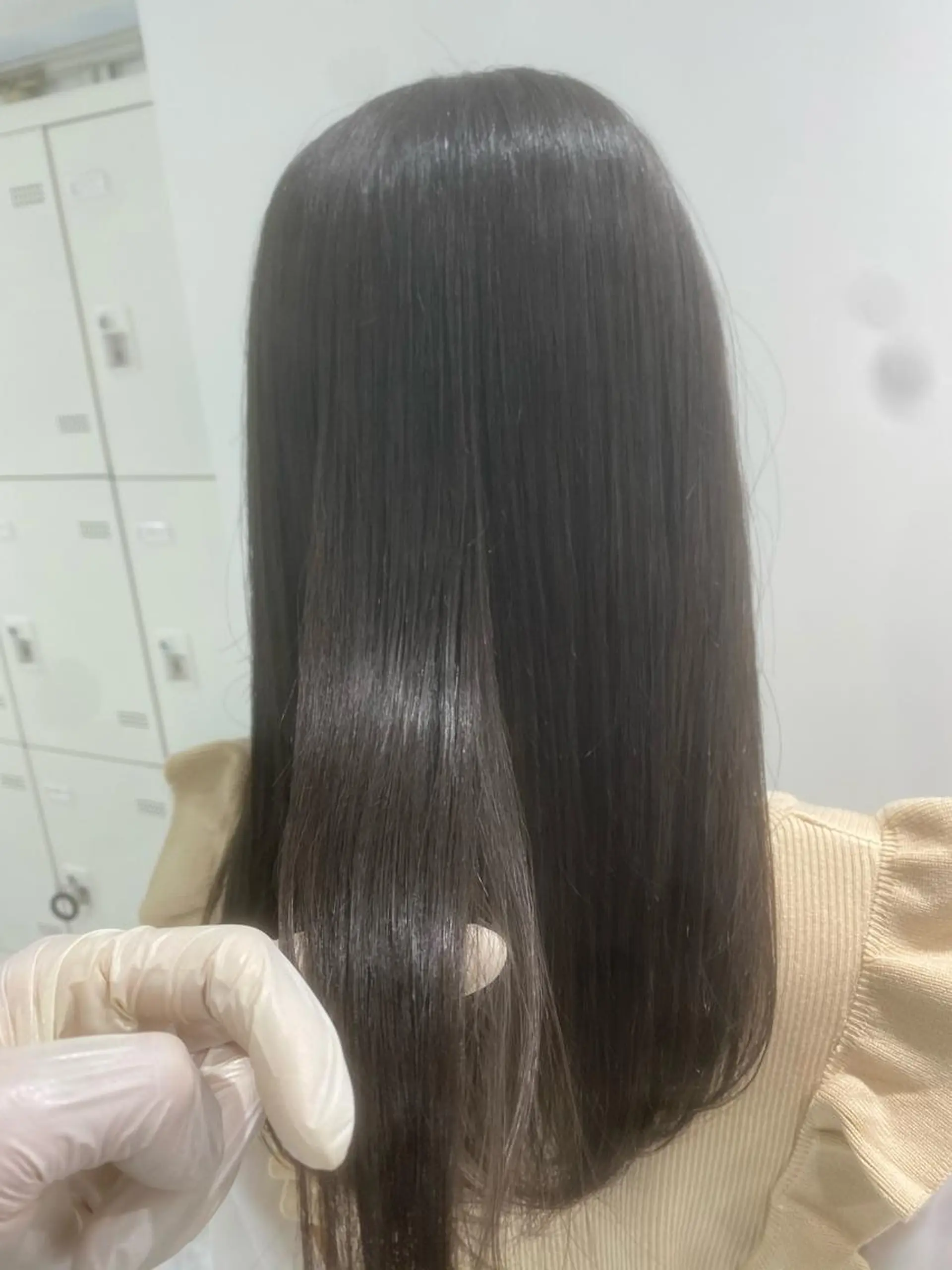 ミディアム カラー パーマ ヘアアレンジ ネイル マツエク・マツパ 韓国風ベージュ🤎 赤みなし🌿横浜🤎のヘアスタイル