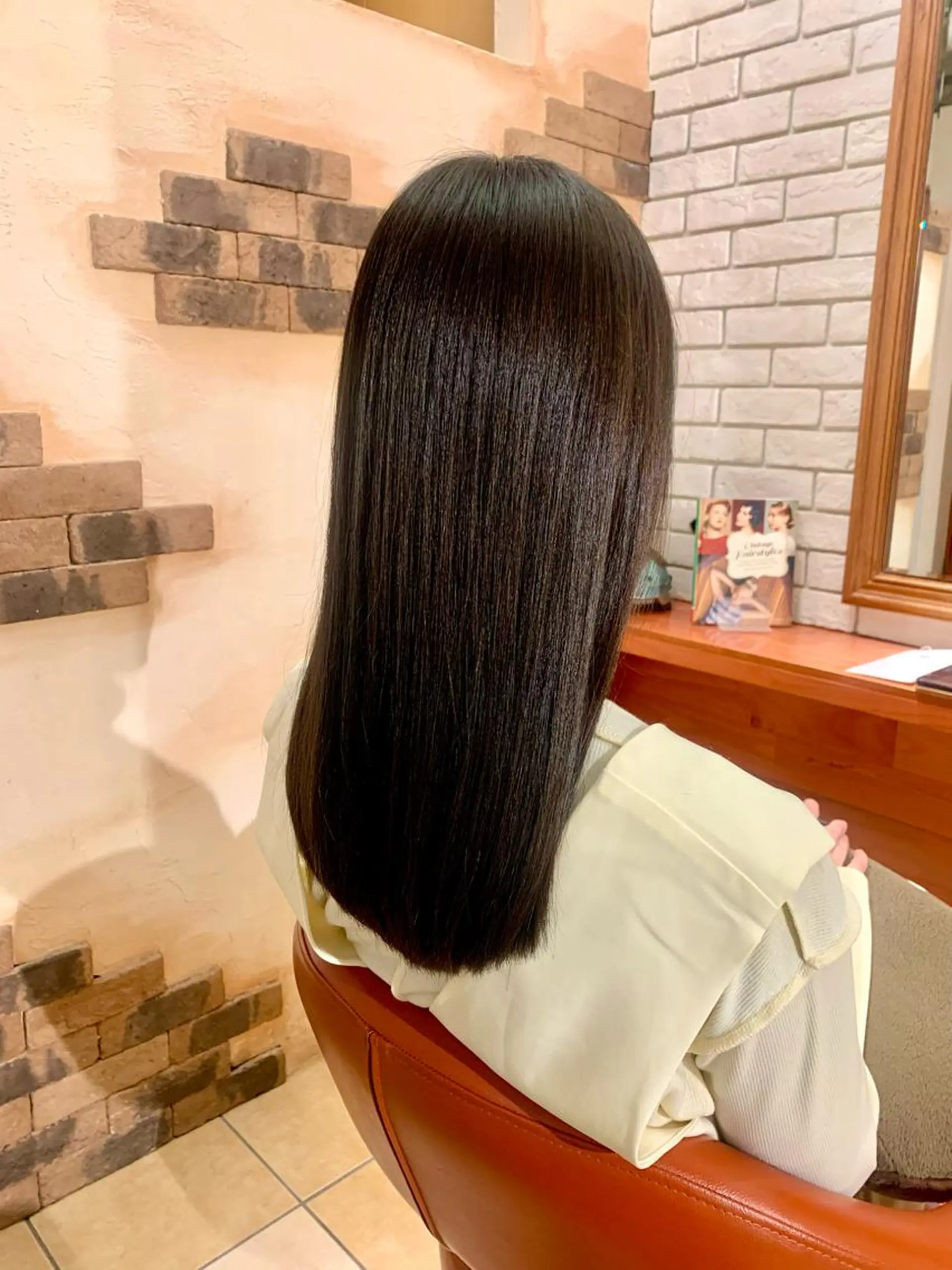 セミロング 髪質改善 トリートメント カット ヘアカラー トリートメント 🌿flencia 丸　和博🌿のヘアスタイル