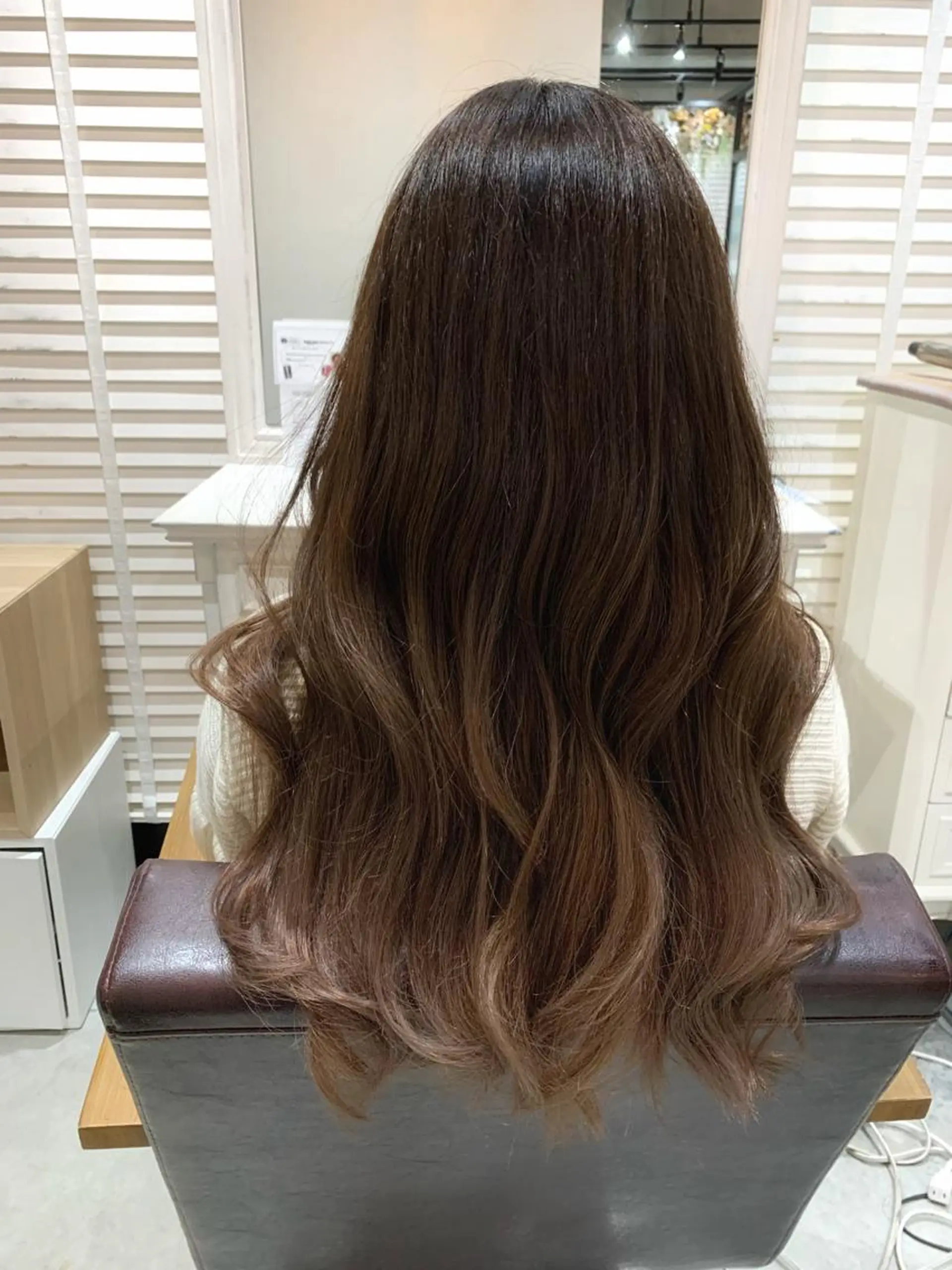 ロング LITTLE _KATOのヘアスタイル