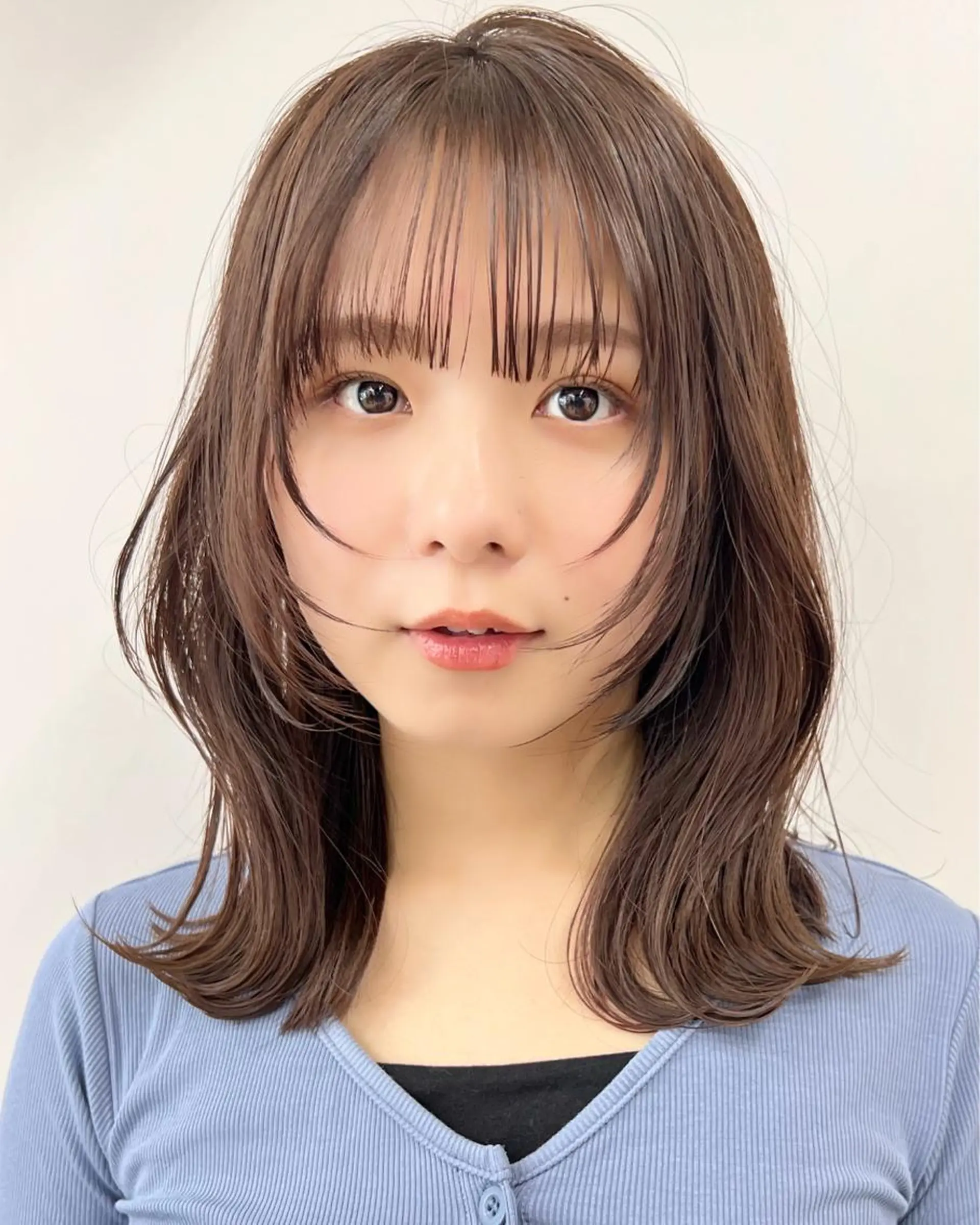 ミディアム 縮毛矯正、髪質改善 肘以上無料のヘアスタイル