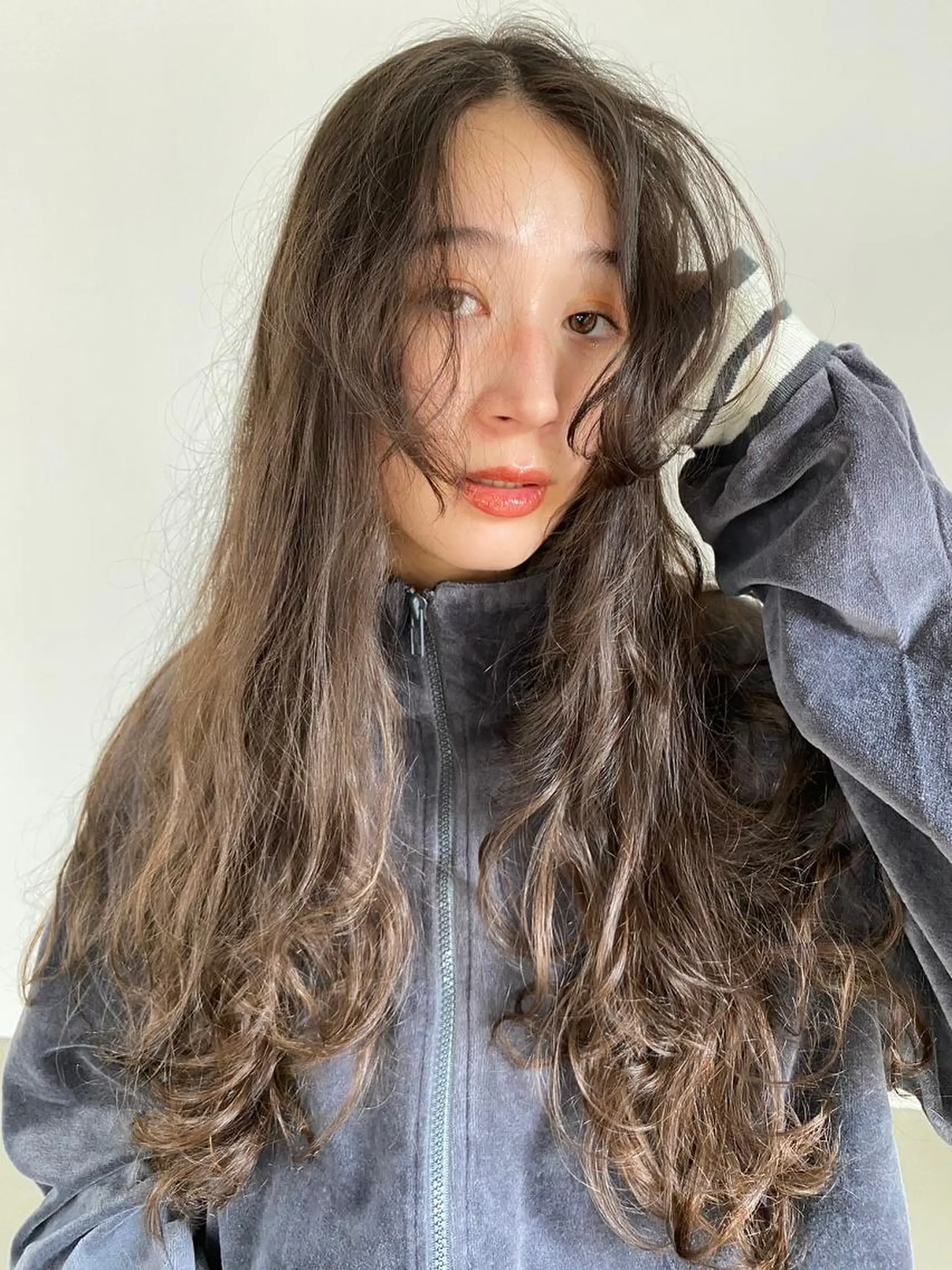 セミロング パーマ カラー ショートボブ セミロングパーマ アディクシーカラー ブリーチ ケアブリーチ CEINE OURのヘアスタイル