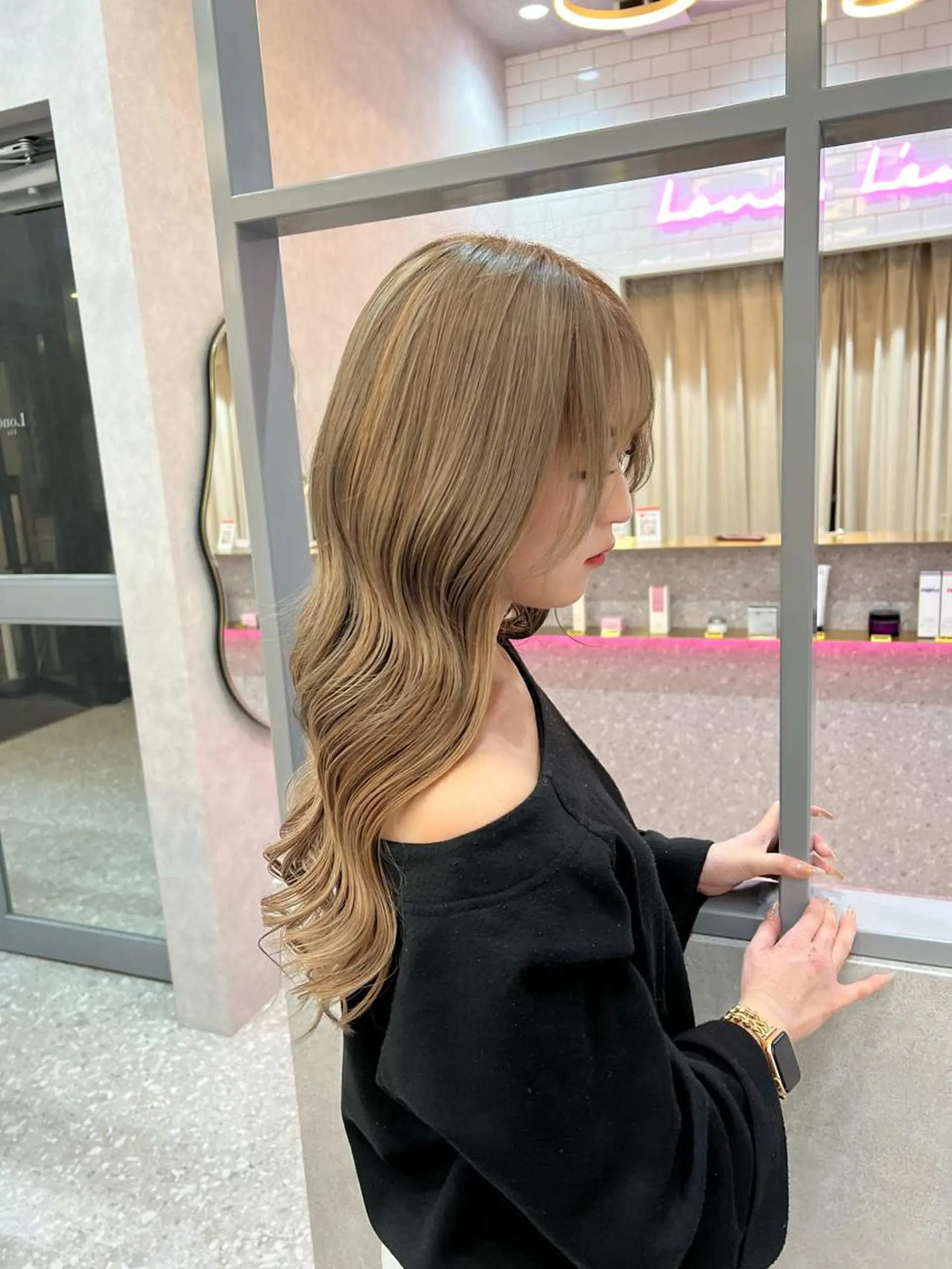 ロング カラー ヘアアレンジ ARIA💎縮毛矯正 ブリーチ💎複雑履歴のヘアスタイル