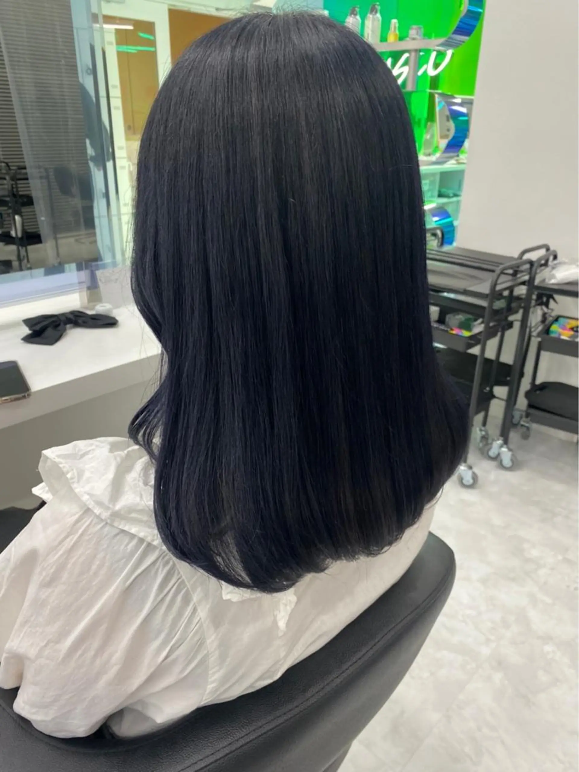 セミロング カラー ヘアアレンジ Ella所属・nana【艶髪】/ レイヤー/縮毛矯正のヘアスタイル