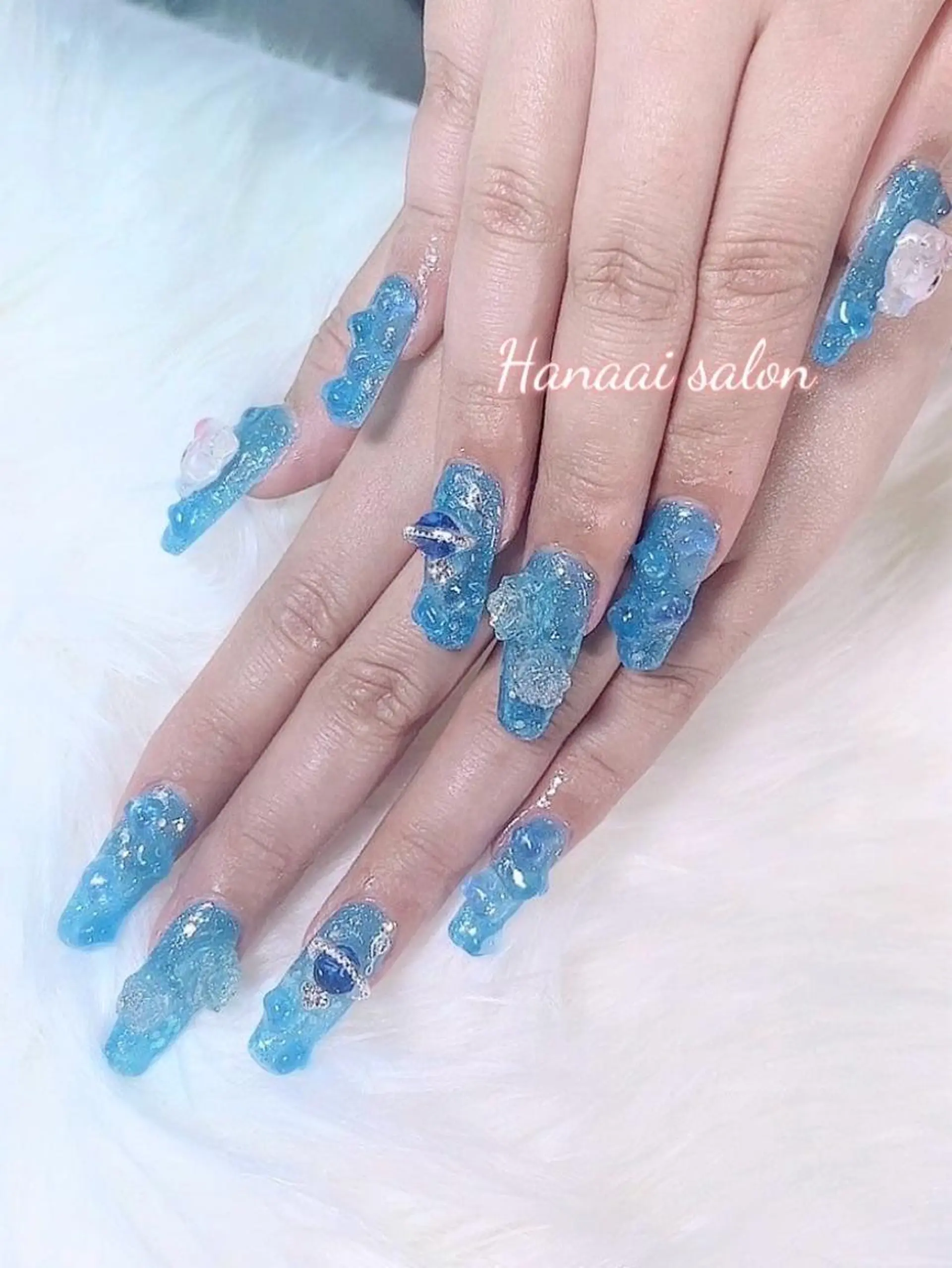 ネイル Hanaai Salon新宿店のネイルデザイン