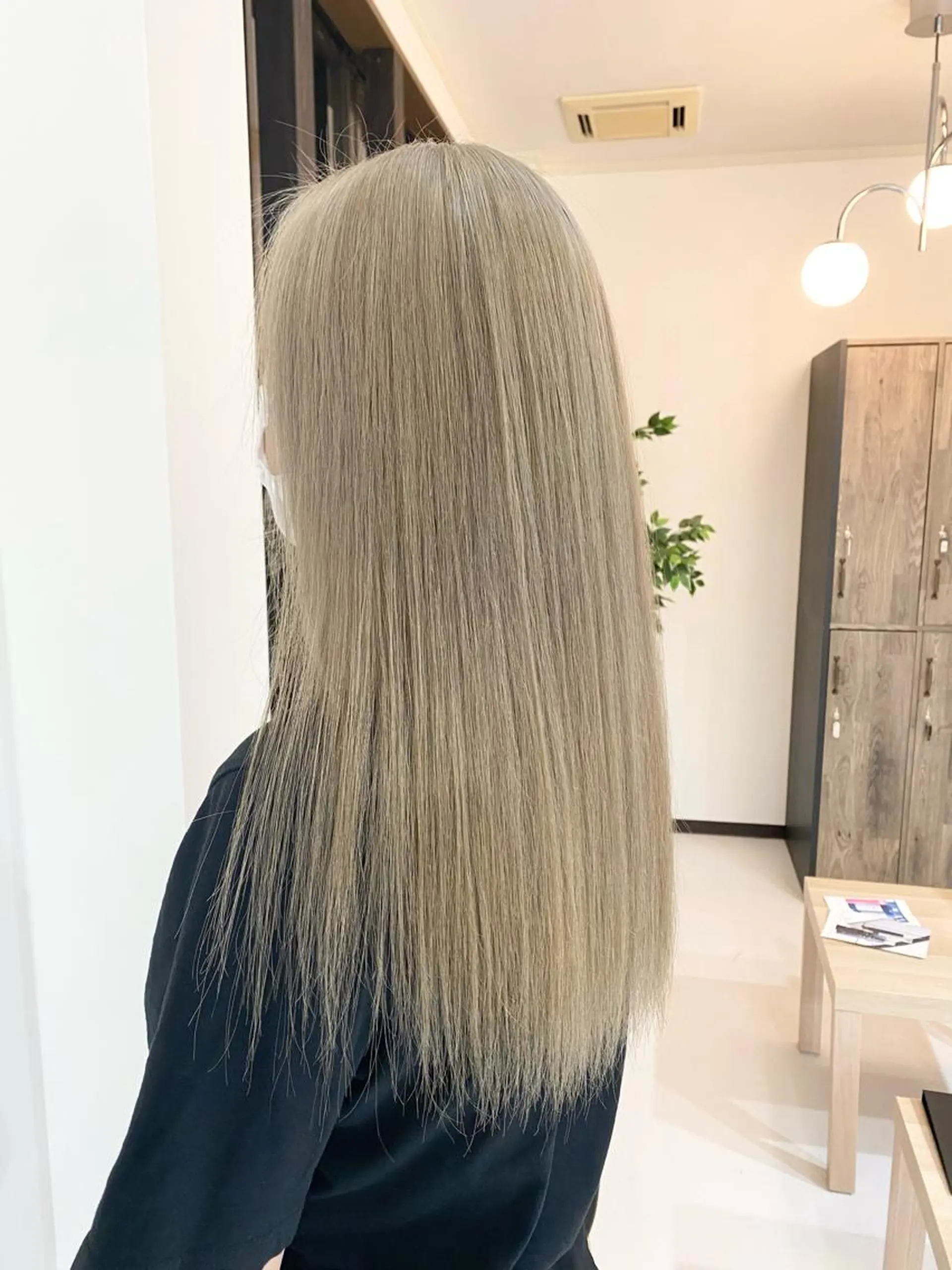 ロング 松本 菜那のヘアスタイル